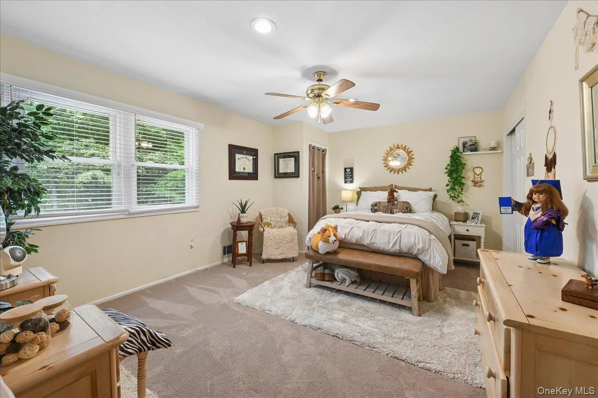 12 Berkshire Drive, Clarkstown, NY, 4 Bedrooms Bedrooms, 11 Rooms Rooms,2 BathroomsBathrooms,Residential,For Rent,Berkshire,0,1046656 12 Berkshire Drive, Clarkstown, NY, 4 Bedrooms Bedrooms, 11 Rooms Rooms,2 BathroomsBathrooms,Residential,For Rent,Berkshire,0,1046656