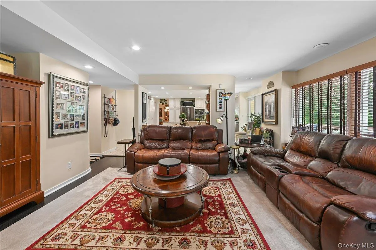 12 Berkshire Drive, Clarkstown, NY, 4 Bedrooms Bedrooms, 11 Rooms Rooms,2 BathroomsBathrooms,Residential,For Rent,Berkshire,0,1046656 12 Berkshire Drive, Clarkstown, NY, 4 Bedrooms Bedrooms, 11 Rooms Rooms,2 BathroomsBathrooms,Residential,For Rent,Berkshire,0,1046656