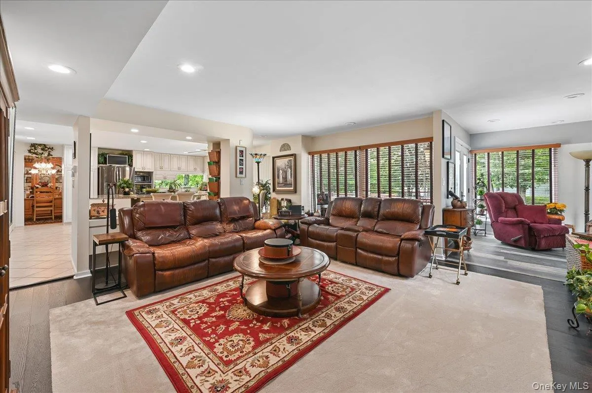12 Berkshire Drive, Clarkstown, NY, 4 Bedrooms Bedrooms, 11 Rooms Rooms,2 BathroomsBathrooms,Residential,For Rent,Berkshire,0,1046656 12 Berkshire Drive, Clarkstown, NY, 4 Bedrooms Bedrooms, 11 Rooms Rooms,2 BathroomsBathrooms,Residential,For Rent,Berkshire,0,1046656
