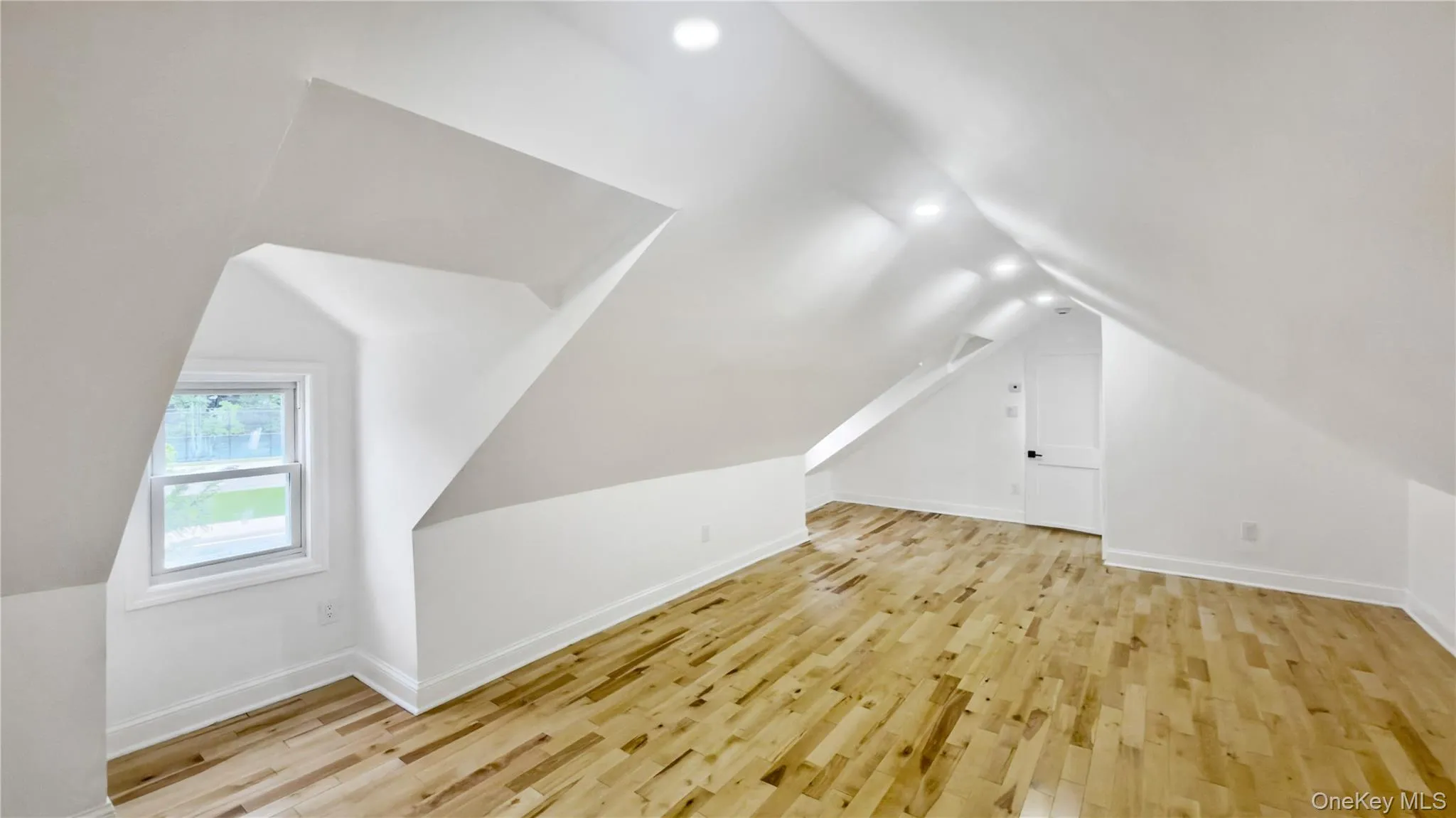 1180 Woodfield Road, Hempstead, NY, 4 Bedrooms Bedrooms, 12 Rooms Rooms,3 BathroomsBathrooms,Residential,For Rent,Woodfield,0,1046658 1180 Woodfield Road, Hempstead, NY, 4 Bedrooms Bedrooms, 12 Rooms Rooms,3 BathroomsBathrooms,Residential,For Rent,Woodfield,0,1046658