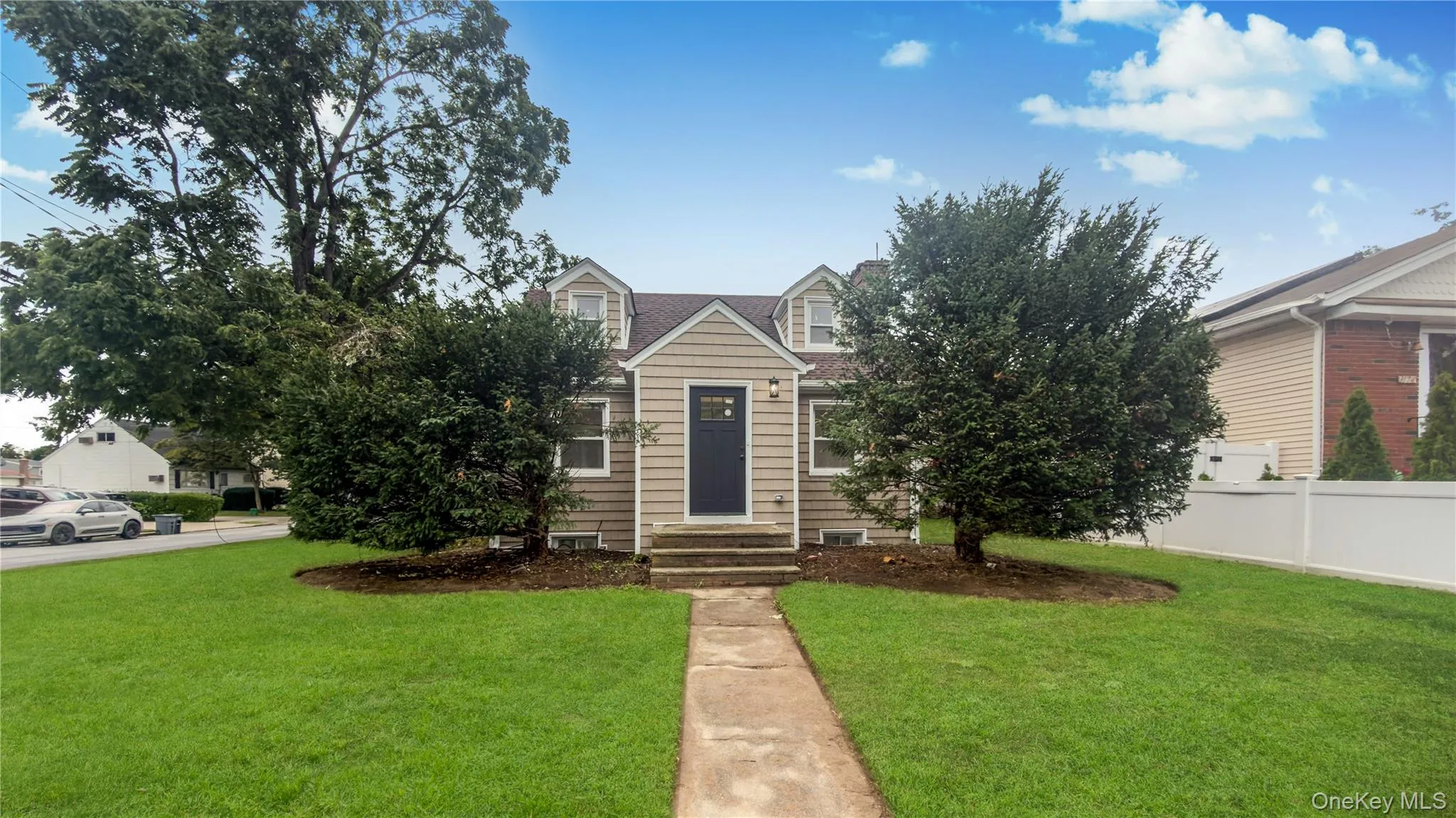 1180 Woodfield Road, Hempstead, NY, 4 Bedrooms Bedrooms, 12 Rooms Rooms,3 BathroomsBathrooms,Residential,For Rent,Woodfield,0,1046658 1180 Woodfield Road, Hempstead, NY, 4 Bedrooms Bedrooms, 12 Rooms Rooms,3 BathroomsBathrooms,Residential,For Rent,Woodfield,0,1046658