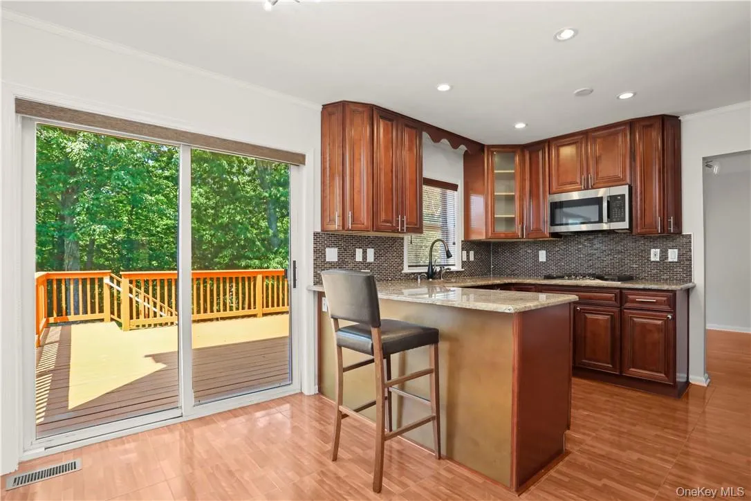 64 Greenvale Circle, White Plains, NY, 3 Bedrooms Bedrooms, 7 Rooms Rooms,2 BathroomsBathrooms,Residential Lease,For Rent,Greenvale,0,1046660 64 Greenvale Circle, White Plains, NY, 3 Bedrooms Bedrooms, 7 Rooms Rooms,2 BathroomsBathrooms,Residential Lease,For Rent,Greenvale,0,1046660
