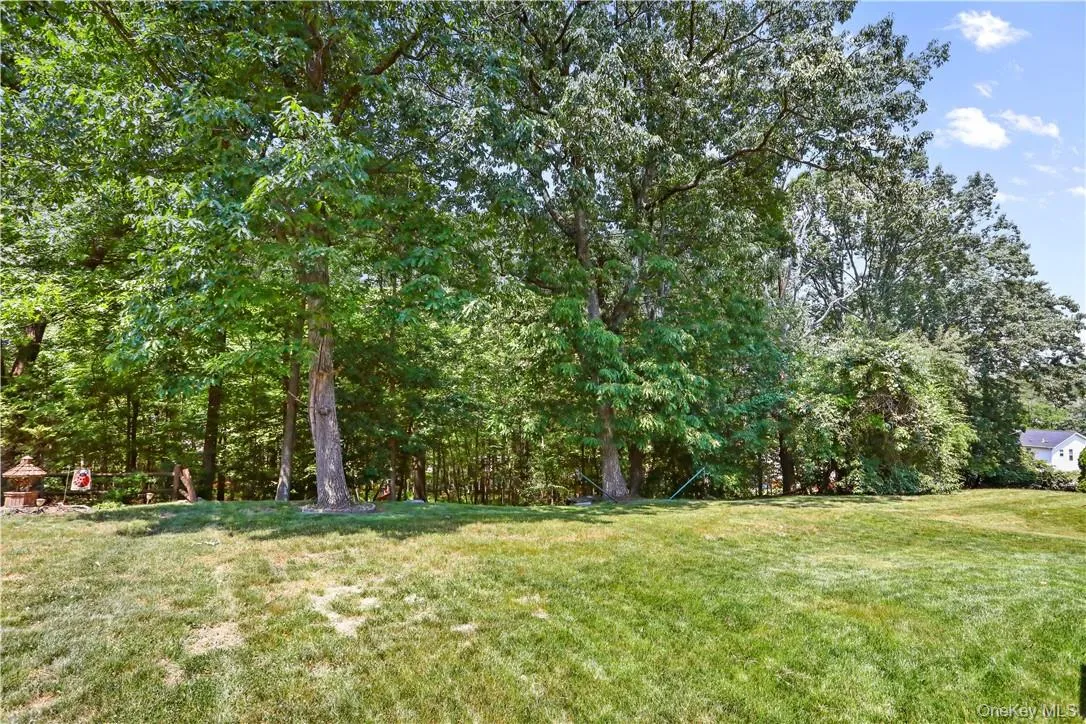 64 Greenvale Circle, White Plains, NY, 3 Bedrooms Bedrooms, 7 Rooms Rooms,2 BathroomsBathrooms,Residential Lease,For Rent,Greenvale,0,1046660 64 Greenvale Circle, White Plains, NY, 3 Bedrooms Bedrooms, 7 Rooms Rooms,2 BathroomsBathrooms,Residential Lease,For Rent,Greenvale,0,1046660