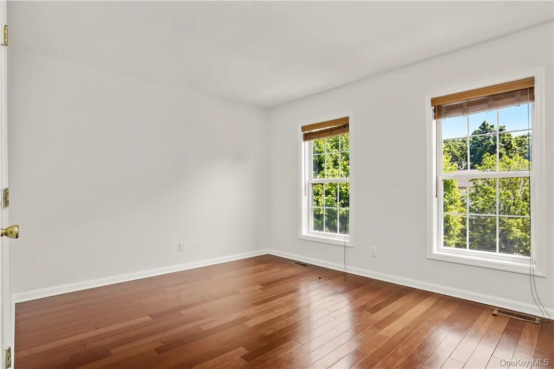 64 Greenvale Circle, White Plains, NY, 3 Bedrooms Bedrooms, 7 Rooms Rooms,2 BathroomsBathrooms,Residential Lease,For Rent,Greenvale,0,1046660 64 Greenvale Circle, White Plains, NY, 3 Bedrooms Bedrooms, 7 Rooms Rooms,2 BathroomsBathrooms,Residential Lease,For Rent,Greenvale,0,1046660