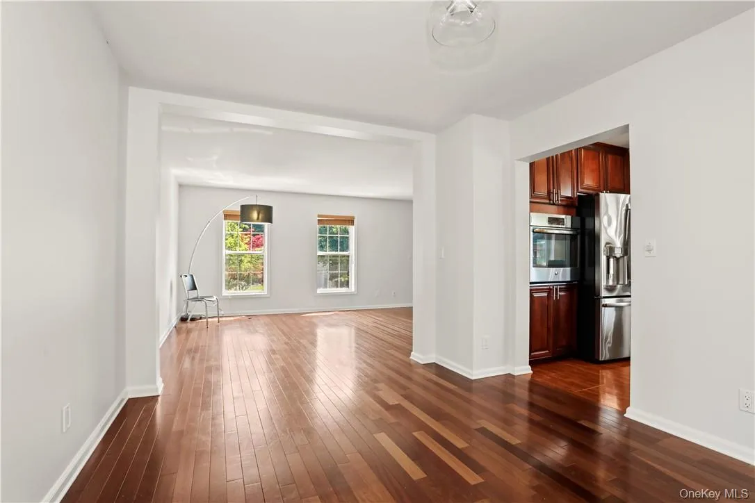 64 Greenvale Circle, White Plains, NY, 3 Bedrooms Bedrooms, 7 Rooms Rooms,2 BathroomsBathrooms,Residential Lease,For Rent,Greenvale,0,1046660 64 Greenvale Circle, White Plains, NY, 3 Bedrooms Bedrooms, 7 Rooms Rooms,2 BathroomsBathrooms,Residential Lease,For Rent,Greenvale,0,1046660