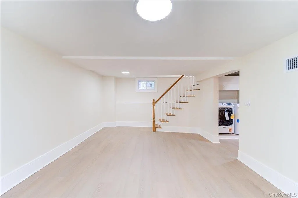 11 Maple Street, Orangetown, NY, 3 Bedrooms Bedrooms, 6 Rooms Rooms,2 BathroomsBathrooms,Residential,For Rent,Maple,0,1046661 11 Maple Street, Orangetown, NY, 3 Bedrooms Bedrooms, 6 Rooms Rooms,2 BathroomsBathrooms,Residential,For Rent,Maple,0,1046661