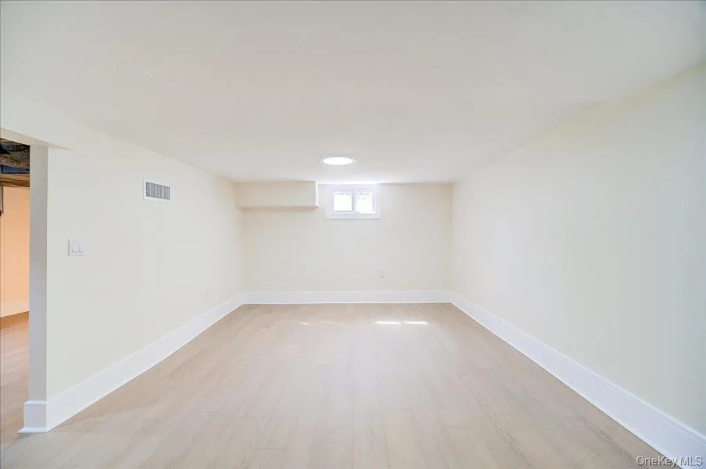 11 Maple Street, Orangetown, NY, 3 Bedrooms Bedrooms, 6 Rooms Rooms,2 BathroomsBathrooms,Residential,For Rent,Maple,0,1046661 11 Maple Street, Orangetown, NY, 3 Bedrooms Bedrooms, 6 Rooms Rooms,2 BathroomsBathrooms,Residential,For Rent,Maple,0,1046661