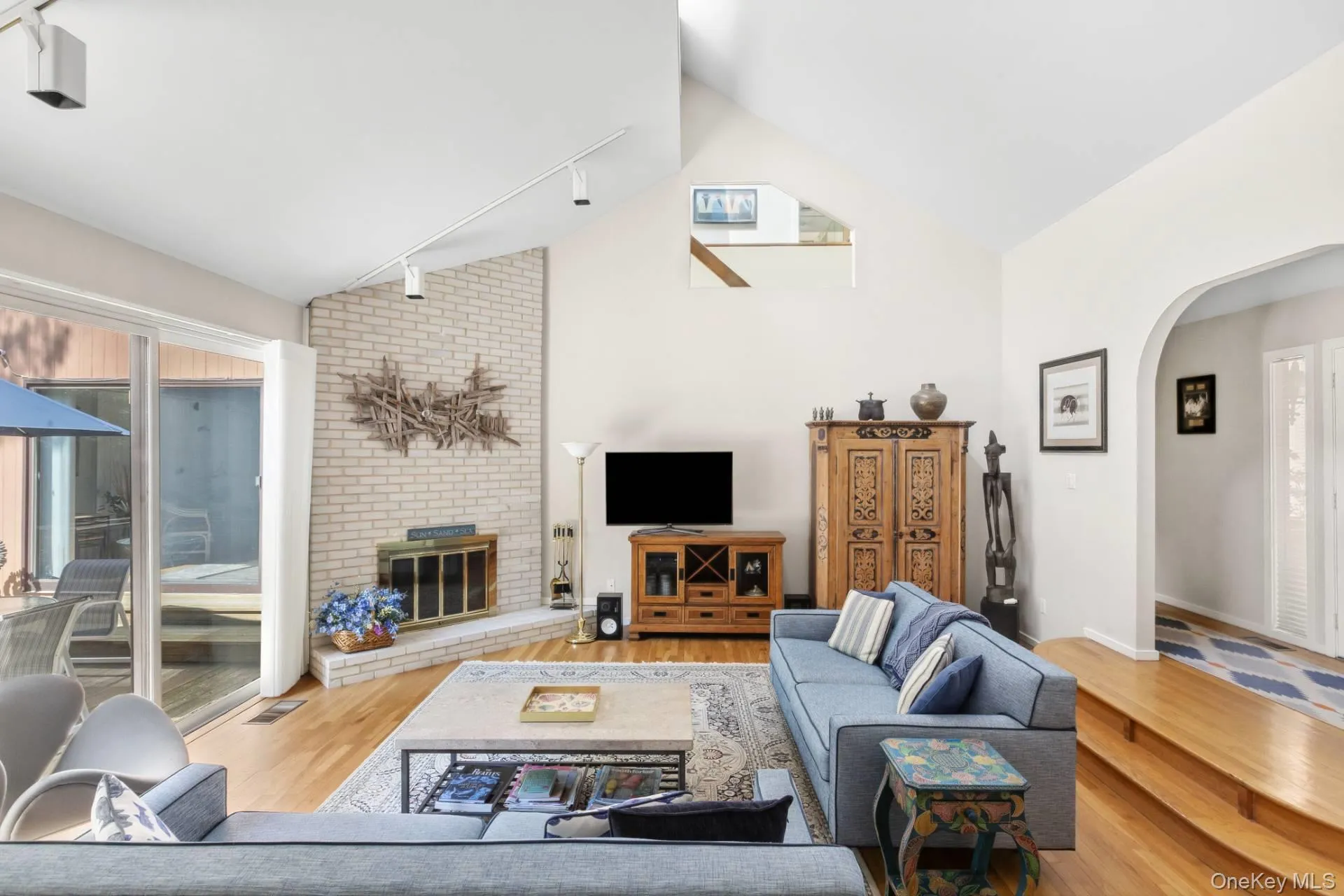 39 Spring Pond Lane, Southampton, NY, 4 Bedrooms Bedrooms, 8 Rooms Rooms,3 BathroomsBathrooms,Residential,For Rent,Spring Pond,0,1046663 39 Spring Pond Lane, Southampton, NY, 4 Bedrooms Bedrooms, 8 Rooms Rooms,3 BathroomsBathrooms,Residential,For Rent,Spring Pond,0,1046663