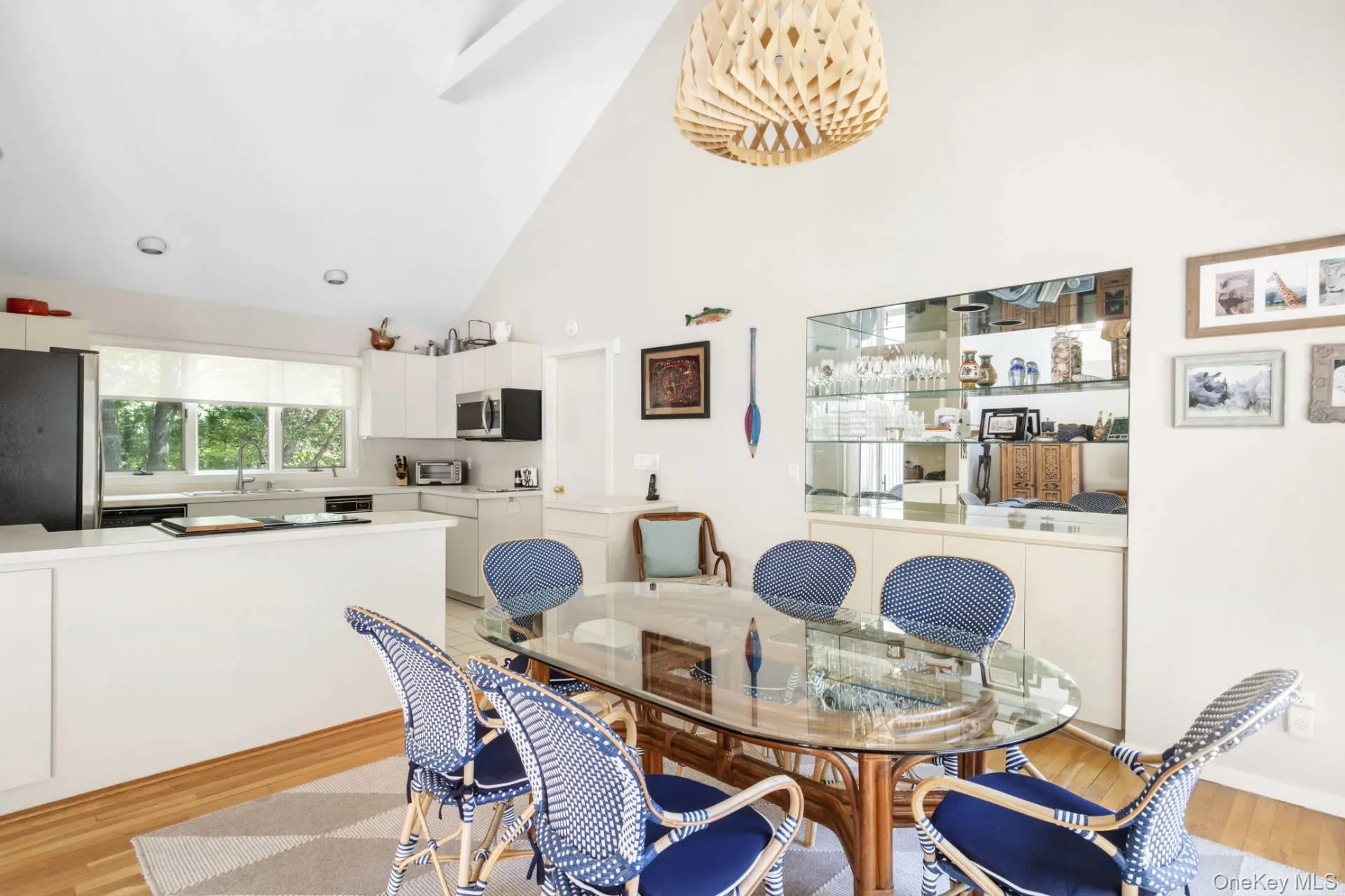 39 Spring Pond Lane, Southampton, NY, 4 Bedrooms Bedrooms, 8 Rooms Rooms,3 BathroomsBathrooms,Residential,For Rent,Spring Pond,0,1046663 39 Spring Pond Lane, Southampton, NY, 4 Bedrooms Bedrooms, 8 Rooms Rooms,3 BathroomsBathrooms,Residential,For Rent,Spring Pond,0,1046663