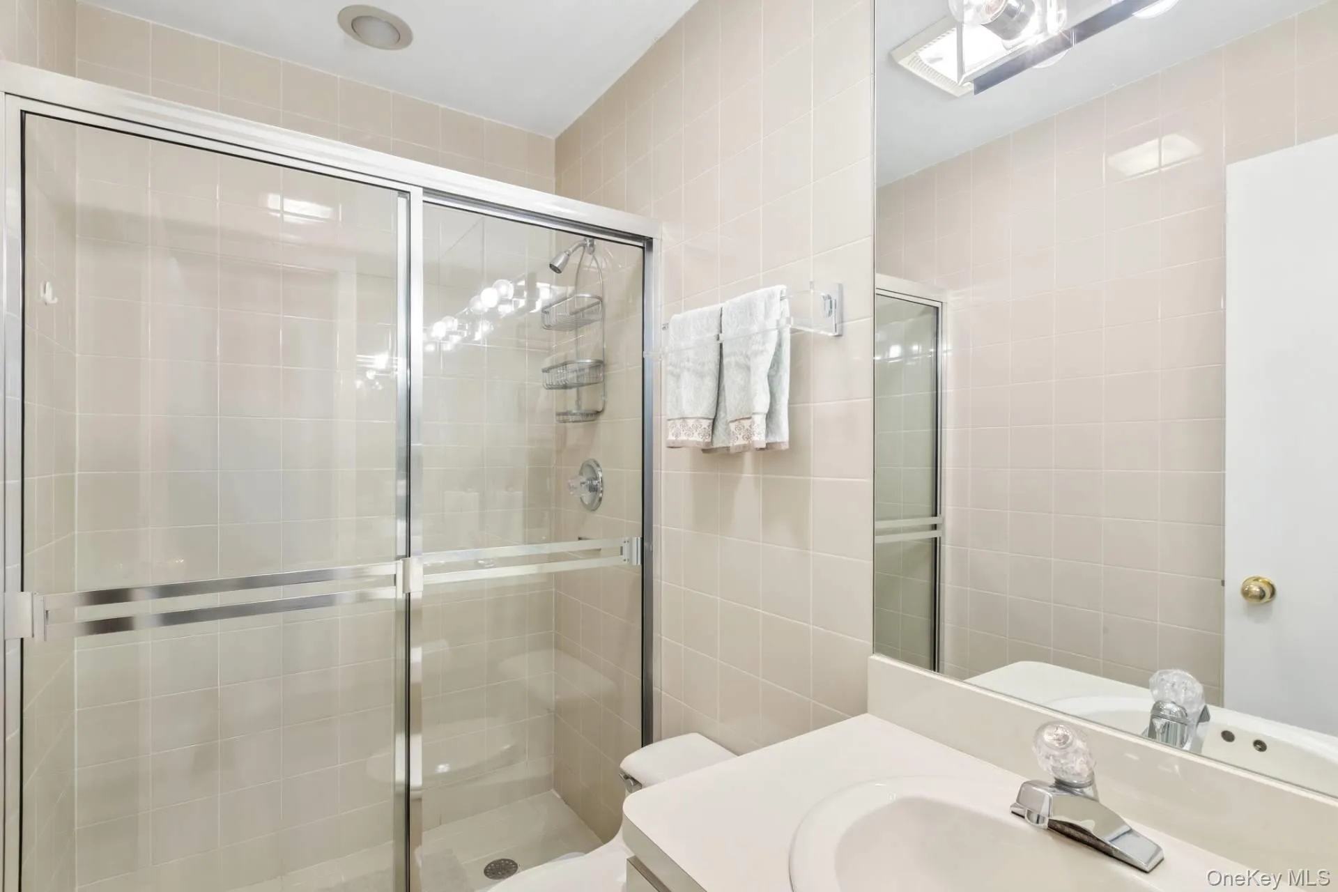 39 Spring Pond Lane, Southampton, NY, 4 Bedrooms Bedrooms, 8 Rooms Rooms,3 BathroomsBathrooms,Residential,For Rent,Spring Pond,0,1046663 39 Spring Pond Lane, Southampton, NY, 4 Bedrooms Bedrooms, 8 Rooms Rooms,3 BathroomsBathrooms,Residential,For Rent,Spring Pond,0,1046663