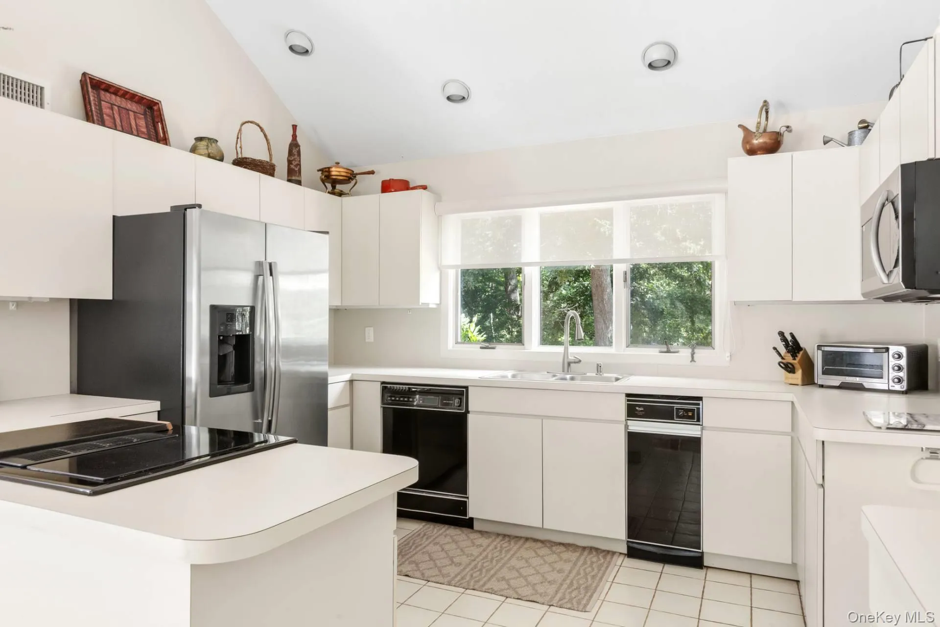 39 Spring Pond Lane, Southampton, NY, 4 Bedrooms Bedrooms, 8 Rooms Rooms,3 BathroomsBathrooms,Residential,For Rent,Spring Pond,0,1046663 39 Spring Pond Lane, Southampton, NY, 4 Bedrooms Bedrooms, 8 Rooms Rooms,3 BathroomsBathrooms,Residential,For Rent,Spring Pond,0,1046663