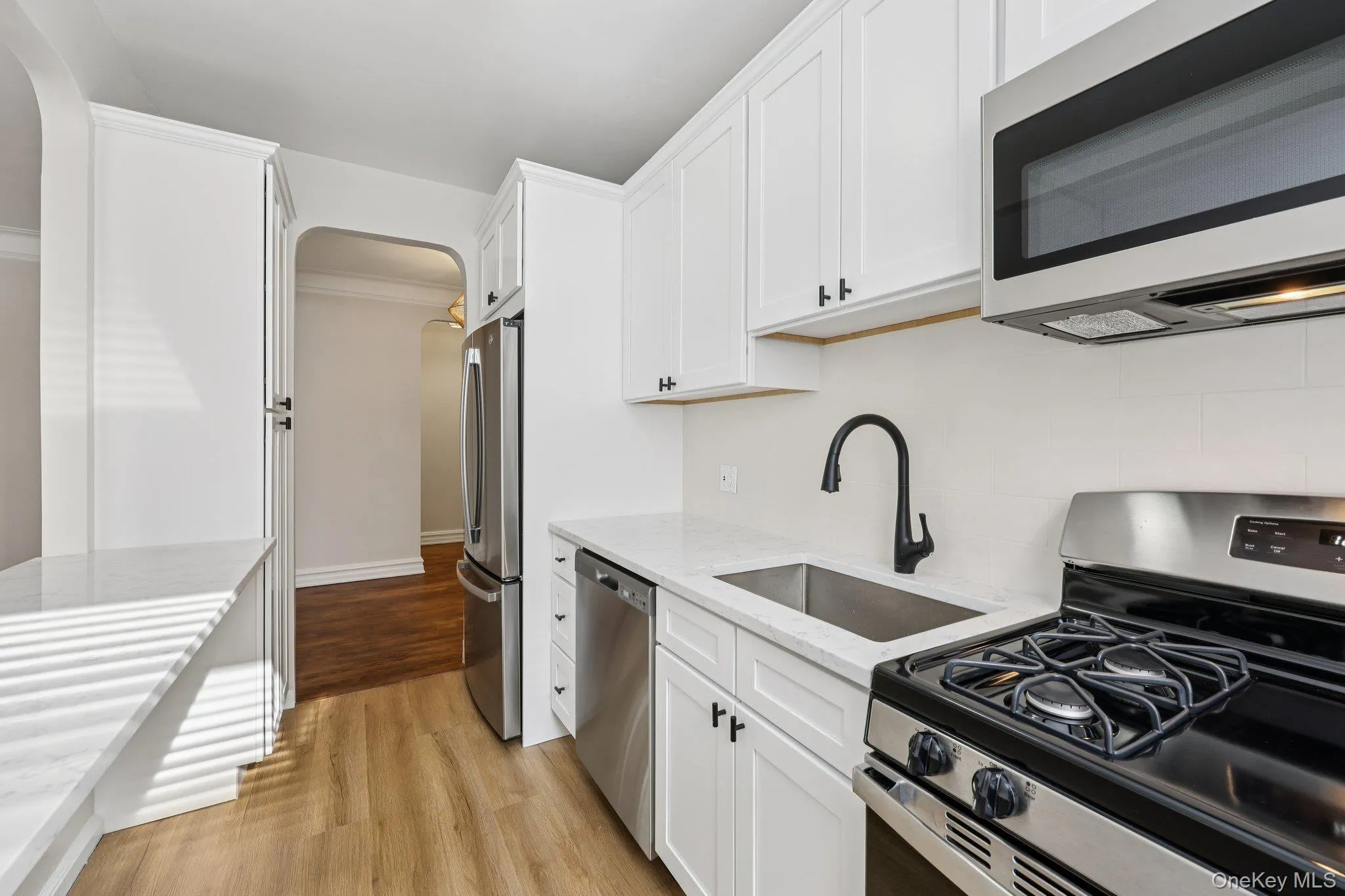 1 Bronxville Road, Yonkers, NY, 1 Bedroom Bedrooms, 3 Rooms Rooms,1 BathroomBathrooms,Residential,For Rent,Bronxville,0,1046669 1 Bronxville Road, Yonkers, NY, 1 Bedroom Bedrooms, 3 Rooms Rooms,1 BathroomBathrooms,Residential,For Rent,Bronxville,0,1046669