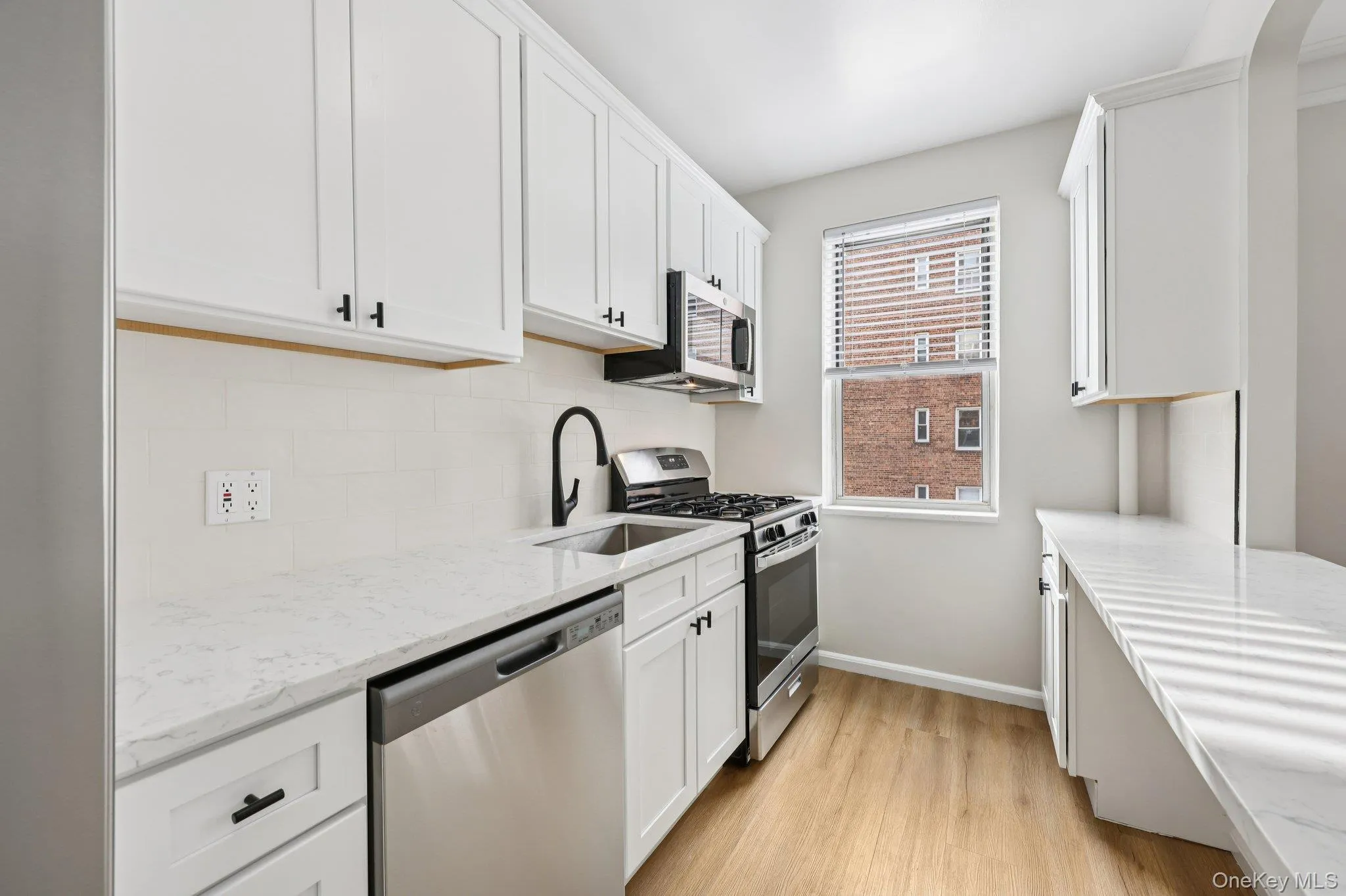 1 Bronxville Road, Yonkers, NY, 1 Bedroom Bedrooms, 3 Rooms Rooms,1 BathroomBathrooms,Residential,For Rent,Bronxville,0,1046669 1 Bronxville Road, Yonkers, NY, 1 Bedroom Bedrooms, 3 Rooms Rooms,1 BathroomBathrooms,Residential,For Rent,Bronxville,0,1046669