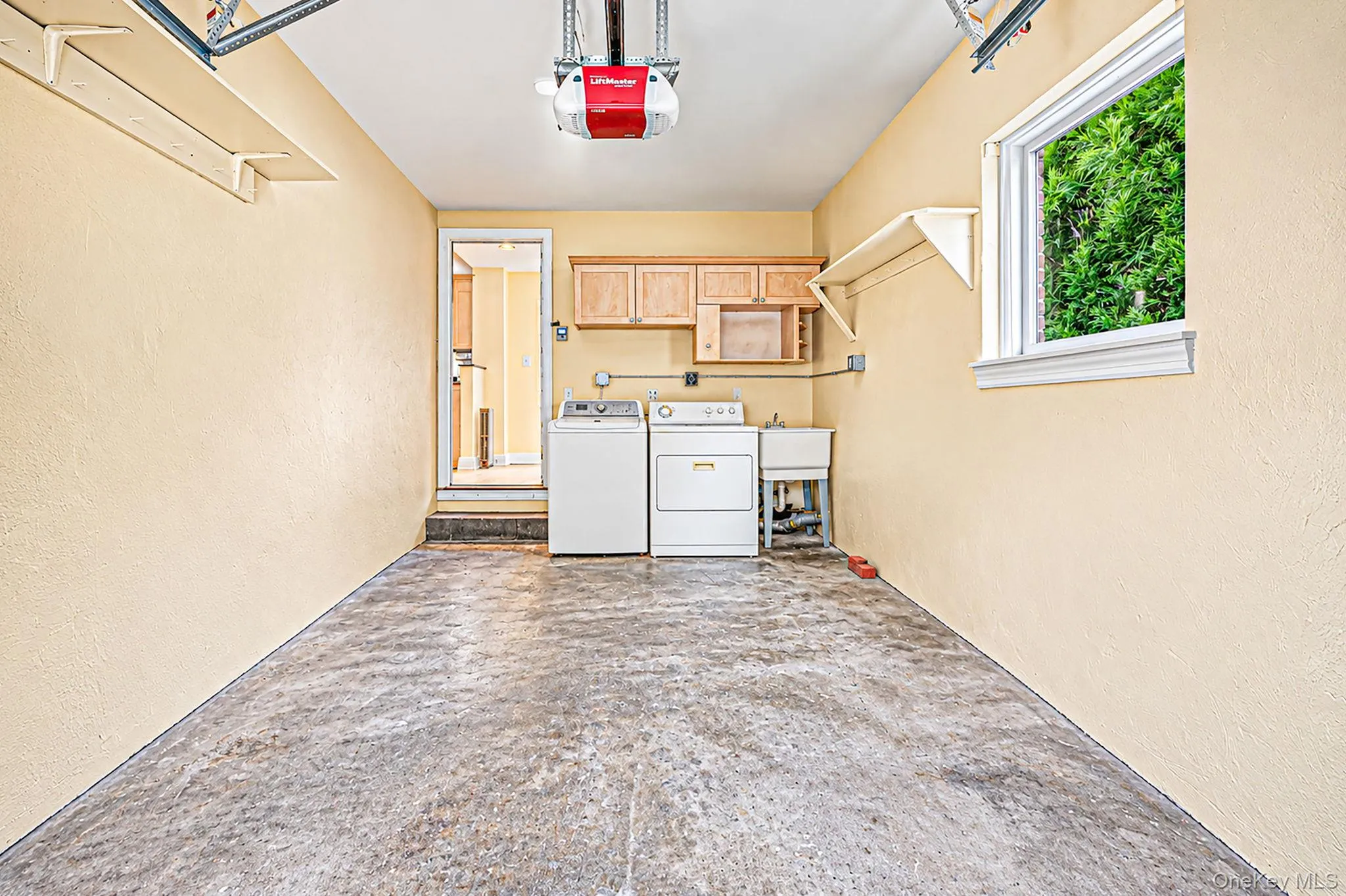 7 Highmeadow Road, North Hempstead, NY, 3 Bedrooms Bedrooms, 6 Rooms Rooms,1 BathroomBathrooms,Residential,For Rent,Highmeadow,0,1046670 7 Highmeadow Road, North Hempstead, NY, 3 Bedrooms Bedrooms, 6 Rooms Rooms,1 BathroomBathrooms,Residential,For Rent,Highmeadow,0,1046670