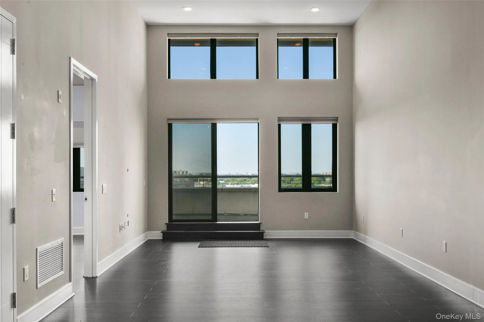 25 Leroy Place, New Rochelle, NY, 1 Bedroom Bedrooms, 3 Rooms Rooms,2 BathroomsBathrooms,Residential Lease,For Rent,Leroy,0,1046671 25 Leroy Place, New Rochelle, NY, 1 Bedroom Bedrooms, 3 Rooms Rooms,2 BathroomsBathrooms,Residential Lease,For Rent,Leroy,0,1046671