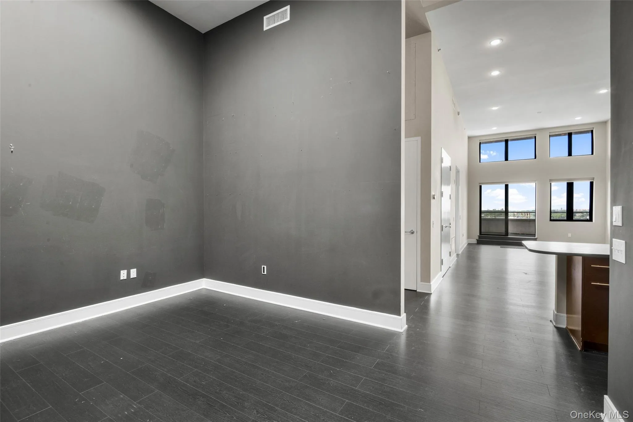 25 Leroy Place, New Rochelle, NY, 1 Bedroom Bedrooms, 3 Rooms Rooms,2 BathroomsBathrooms,Residential Lease,For Rent,Leroy,0,1046671 25 Leroy Place, New Rochelle, NY, 1 Bedroom Bedrooms, 3 Rooms Rooms,2 BathroomsBathrooms,Residential Lease,For Rent,Leroy,0,1046671