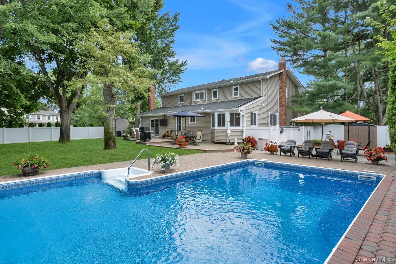 2 Cori Lane, Huntington, NY, 4 Bedrooms Bedrooms, 9 Rooms Rooms,2 BathroomsBathrooms,Residential,For Rent,Cori,0,1046672 2 Cori Lane, Huntington, NY, 4 Bedrooms Bedrooms, 9 Rooms Rooms,2 BathroomsBathrooms,Residential,For Rent,Cori,0,1046672
