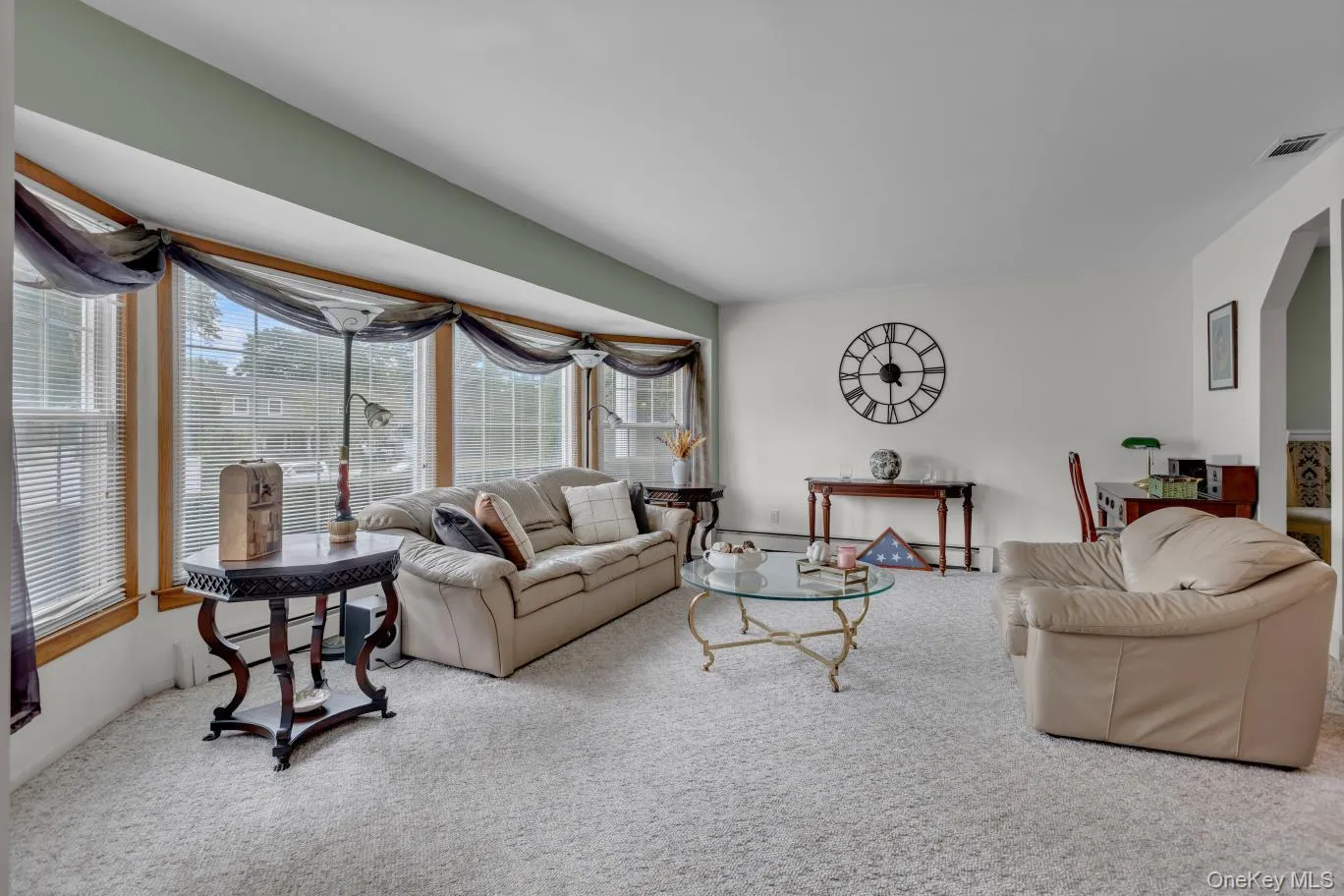 2 Cori Lane, Huntington, NY, 4 Bedrooms Bedrooms, 9 Rooms Rooms,2 BathroomsBathrooms,Residential,For Rent,Cori,0,1046672 2 Cori Lane, Huntington, NY, 4 Bedrooms Bedrooms, 9 Rooms Rooms,2 BathroomsBathrooms,Residential,For Rent,Cori,0,1046672