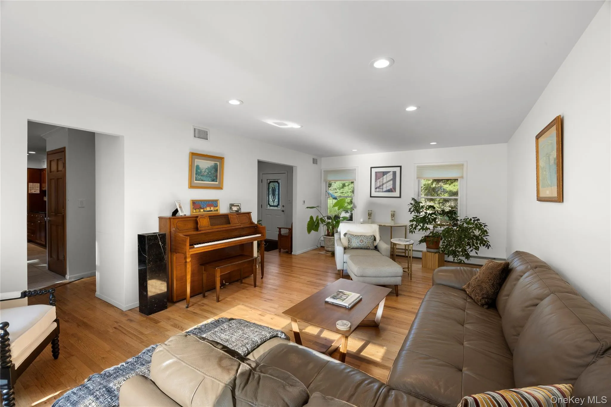10 Redbridge Court, Brookhaven, NY, 4 Bedrooms Bedrooms, 16 Rooms Rooms,2 BathroomsBathrooms,Residential,For Rent,Redbridge,0,1046673 10 Redbridge Court, Brookhaven, NY, 4 Bedrooms Bedrooms, 16 Rooms Rooms,2 BathroomsBathrooms,Residential,For Rent,Redbridge,0,1046673