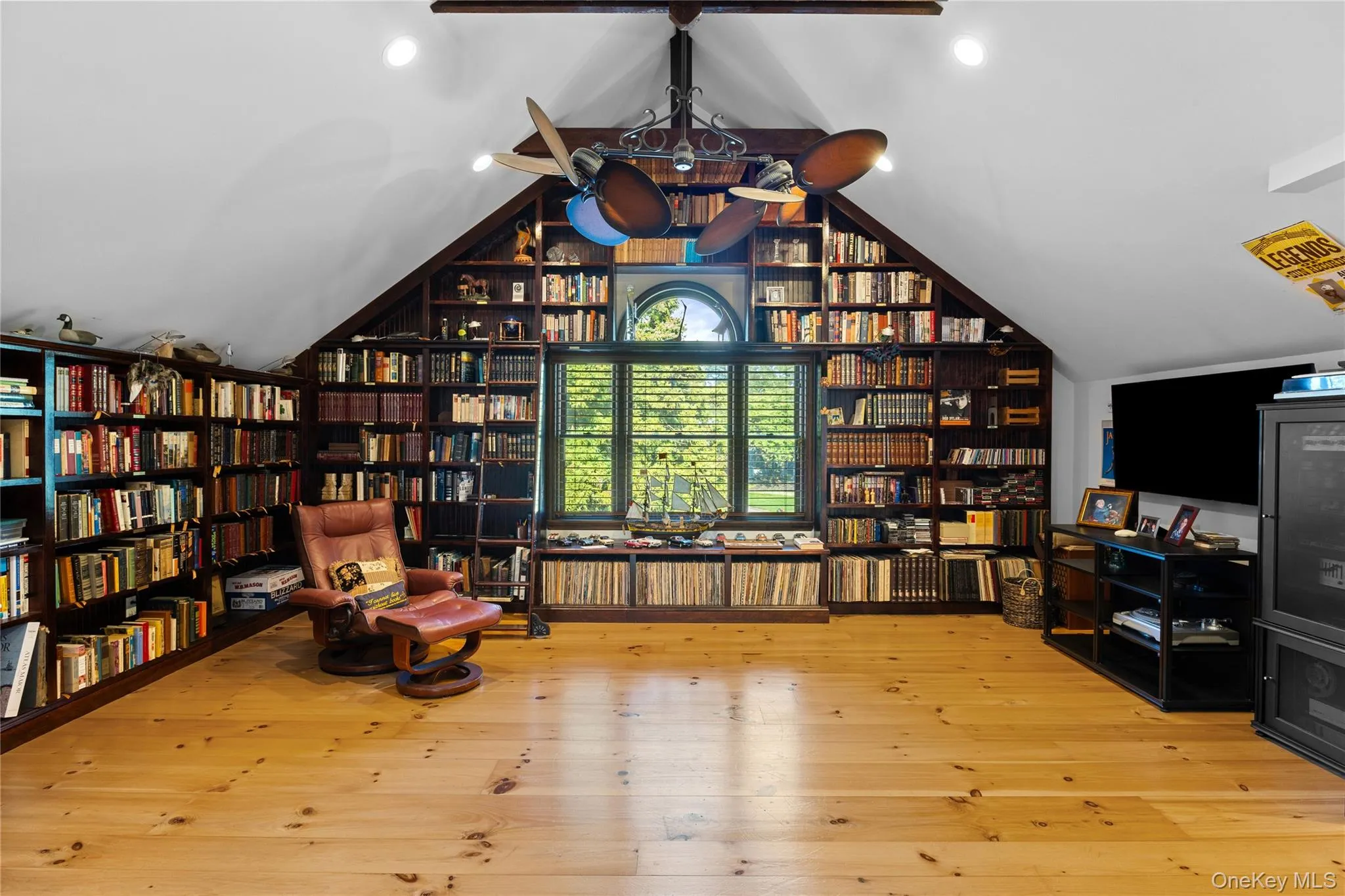 10 Redbridge Court, Brookhaven, NY, 4 Bedrooms Bedrooms, 16 Rooms Rooms,2 BathroomsBathrooms,Residential,For Rent,Redbridge,0,1046673 10 Redbridge Court, Brookhaven, NY, 4 Bedrooms Bedrooms, 16 Rooms Rooms,2 BathroomsBathrooms,Residential,For Rent,Redbridge,0,1046673