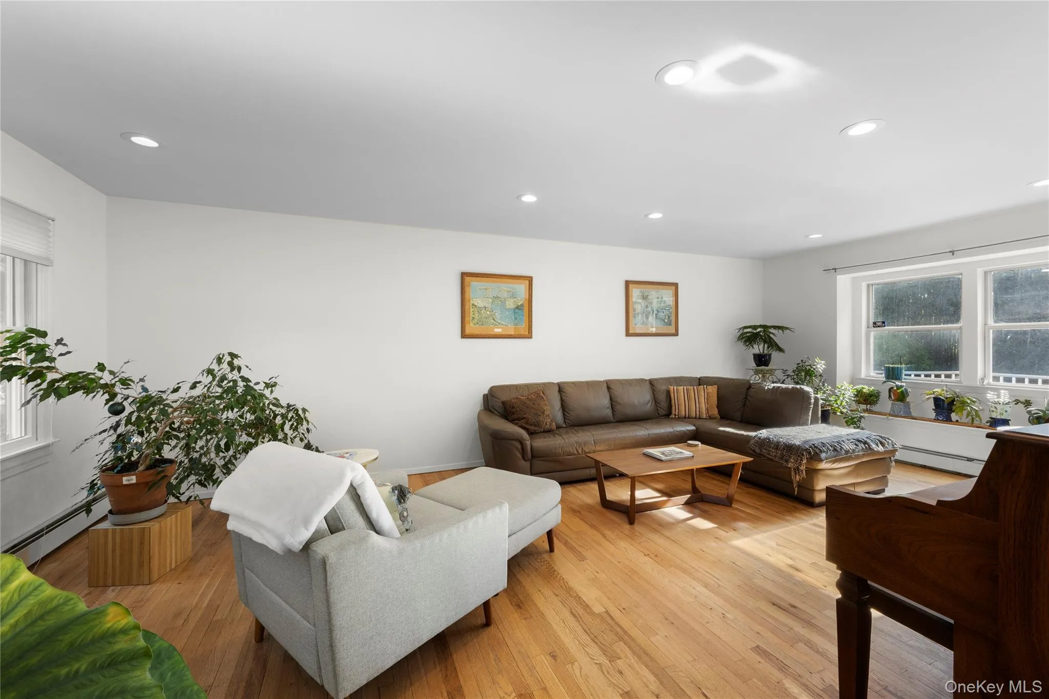10 Redbridge Court, Brookhaven, NY, 4 Bedrooms Bedrooms, 16 Rooms Rooms,2 BathroomsBathrooms,Residential,For Rent,Redbridge,0,1046673 10 Redbridge Court, Brookhaven, NY, 4 Bedrooms Bedrooms, 16 Rooms Rooms,2 BathroomsBathrooms,Residential,For Rent,Redbridge,0,1046673
