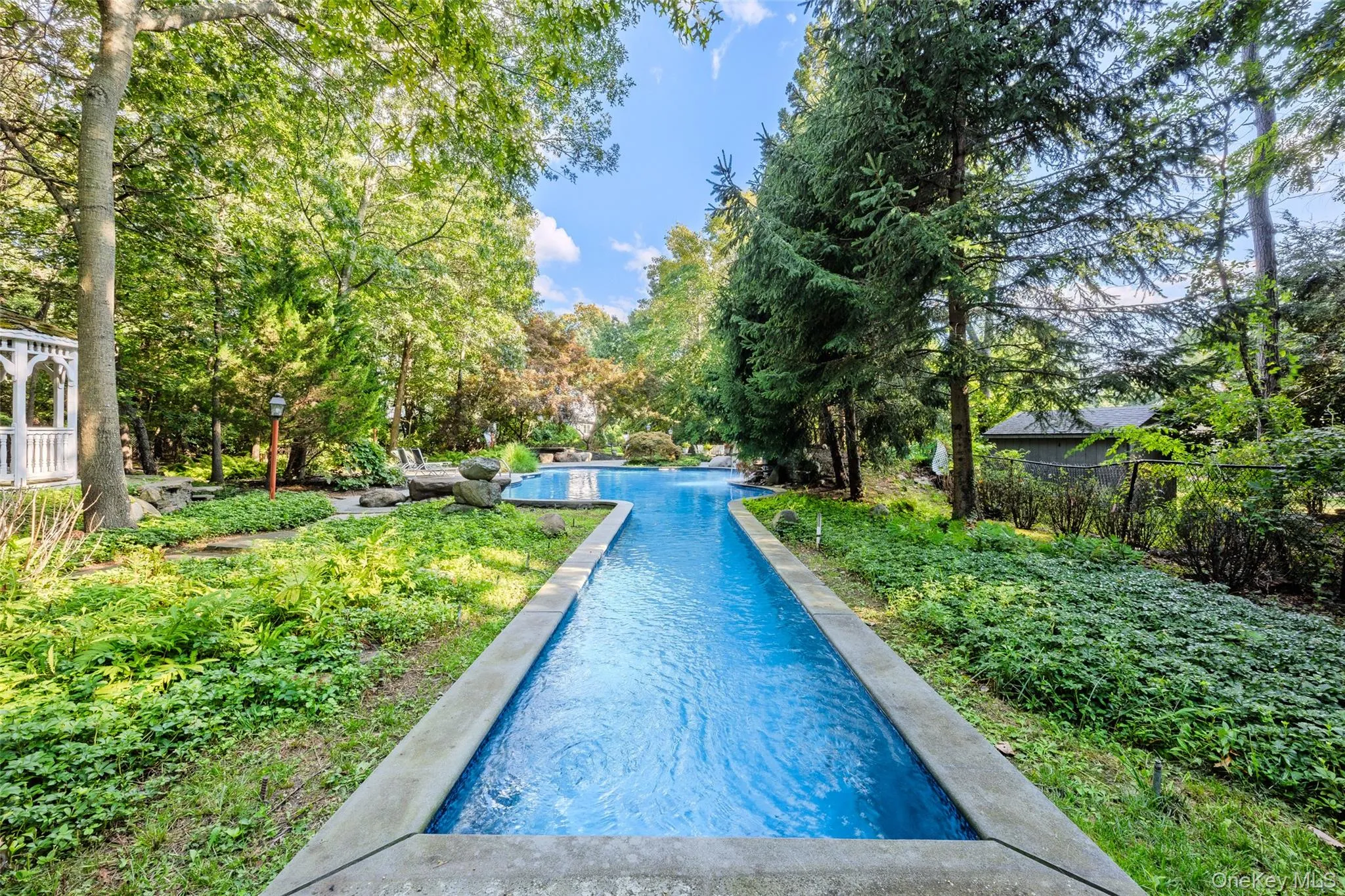10 Redbridge Court, Brookhaven, NY, 4 Bedrooms Bedrooms, 16 Rooms Rooms,2 BathroomsBathrooms,Residential,For Rent,Redbridge,0,1046673 10 Redbridge Court, Brookhaven, NY, 4 Bedrooms Bedrooms, 16 Rooms Rooms,2 BathroomsBathrooms,Residential,For Rent,Redbridge,0,1046673