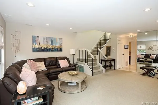 11 Stanford Court, Hempstead, NY, 2 Bedrooms Bedrooms, 5 Rooms Rooms,2 BathroomsBathrooms,Residential,For Rent,Stanford,0,1046675 11 Stanford Court, Hempstead, NY, 2 Bedrooms Bedrooms, 5 Rooms Rooms,2 BathroomsBathrooms,Residential,For Rent,Stanford,0,1046675