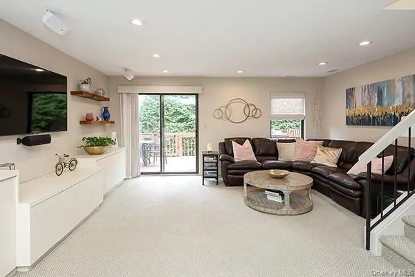 11 Stanford Court, Hempstead, NY, 2 Bedrooms Bedrooms, 5 Rooms Rooms,2 BathroomsBathrooms,Residential,For Rent,Stanford,0,1046675 11 Stanford Court, Hempstead, NY, 2 Bedrooms Bedrooms, 5 Rooms Rooms,2 BathroomsBathrooms,Residential,For Rent,Stanford,0,1046675