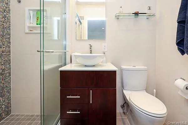 11 Stanford Court, Hempstead, NY, 2 Bedrooms Bedrooms, 5 Rooms Rooms,2 BathroomsBathrooms,Residential,For Rent,Stanford,0,1046675 11 Stanford Court, Hempstead, NY, 2 Bedrooms Bedrooms, 5 Rooms Rooms,2 BathroomsBathrooms,Residential,For Rent,Stanford,0,1046675