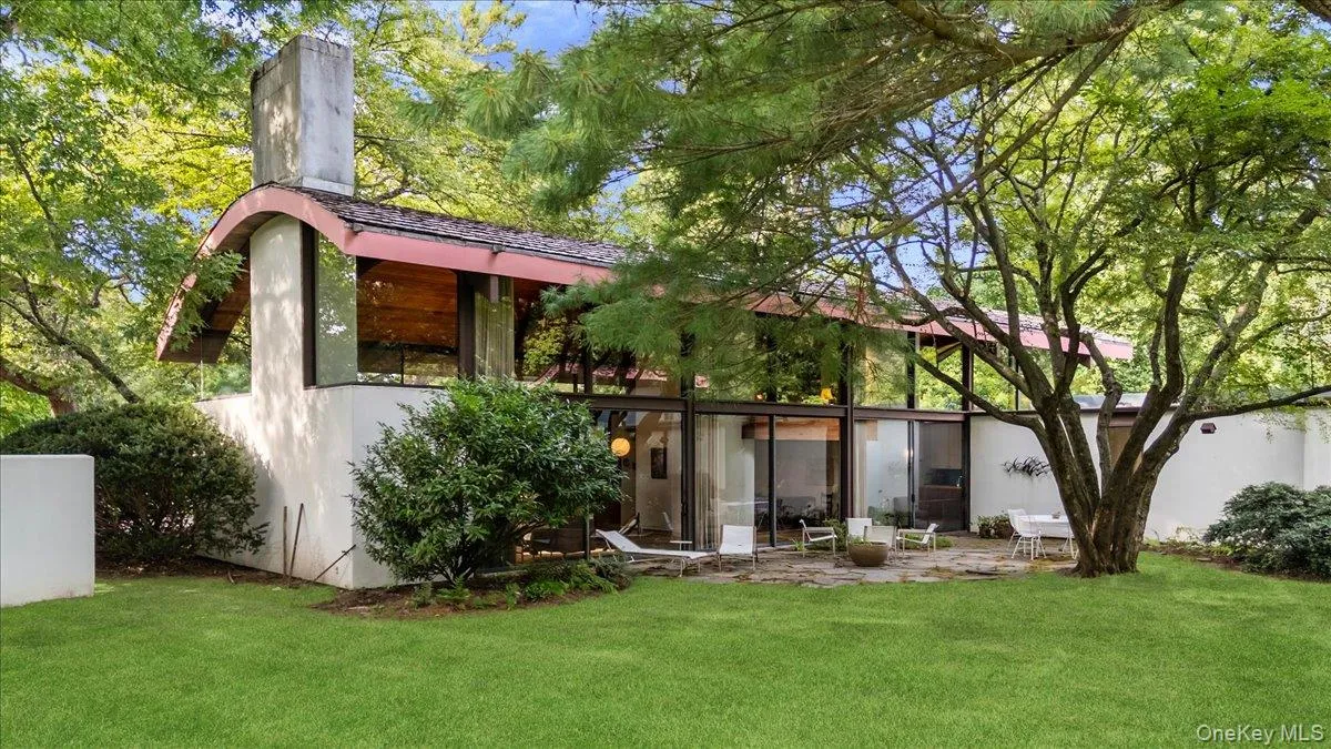 347 Duck Pond Road, Oyster Bay, NY, 4 Bedrooms Bedrooms, 9 Rooms Rooms,3 BathroomsBathrooms,Residential,For Rent,Duck Pond,0,1046678 347 Duck Pond Road, Oyster Bay, NY, 4 Bedrooms Bedrooms, 9 Rooms Rooms,3 BathroomsBathrooms,Residential,For Rent,Duck Pond,0,1046678