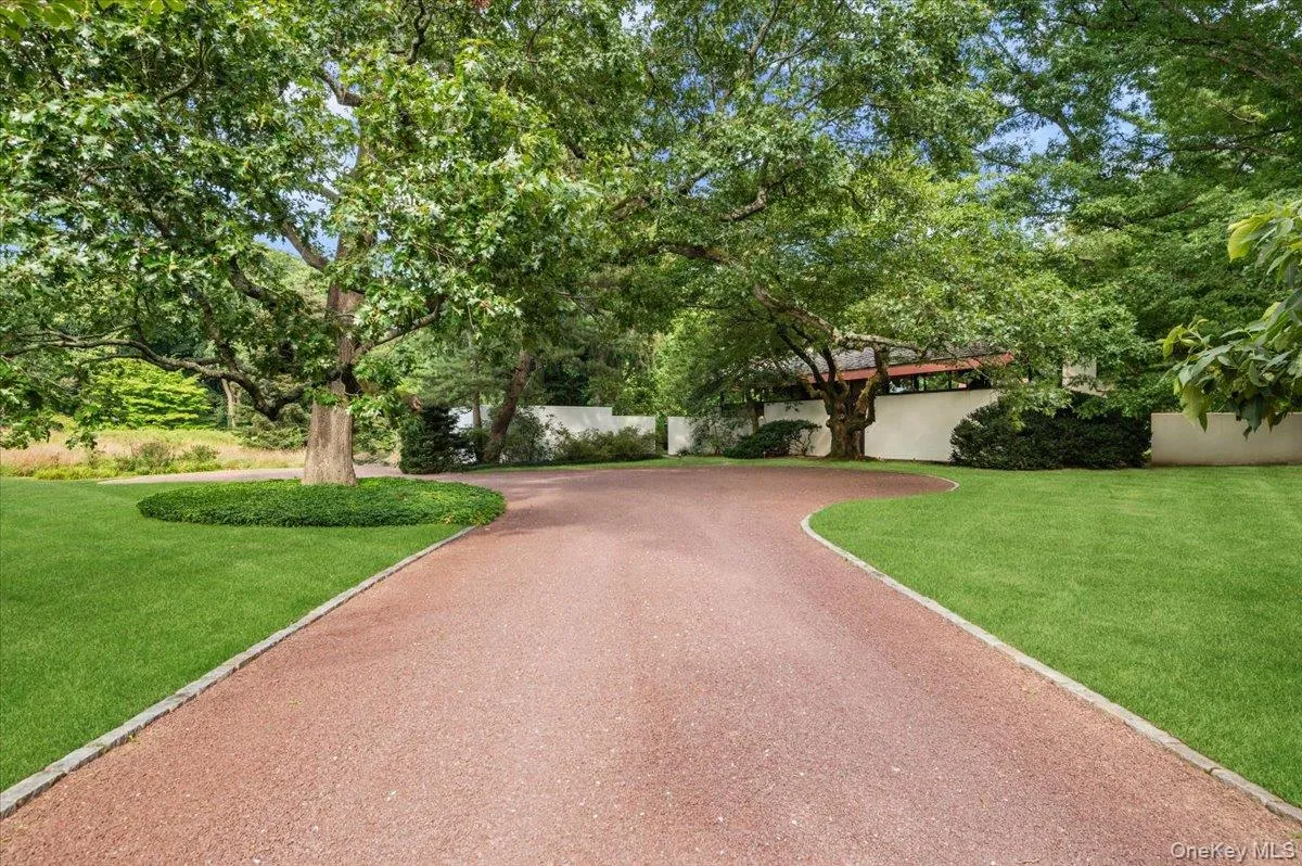 347 Duck Pond Road, Oyster Bay, NY, 4 Bedrooms Bedrooms, 9 Rooms Rooms,3 BathroomsBathrooms,Residential,For Rent,Duck Pond,0,1046678 347 Duck Pond Road, Oyster Bay, NY, 4 Bedrooms Bedrooms, 9 Rooms Rooms,3 BathroomsBathrooms,Residential,For Rent,Duck Pond,0,1046678