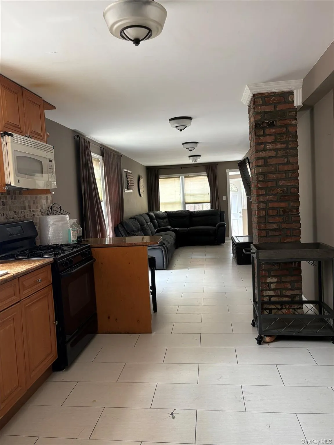 2907 119th Street, New York, NY, 2 Bedrooms Bedrooms, 5 Rooms Rooms,2 BathroomsBathrooms,Residential Lease,For Rent,119th,0,1046683 2907 119th Street, New York, NY, 2 Bedrooms Bedrooms, 5 Rooms Rooms,2 BathroomsBathrooms,Residential Lease,For Rent,119th,0,1046683