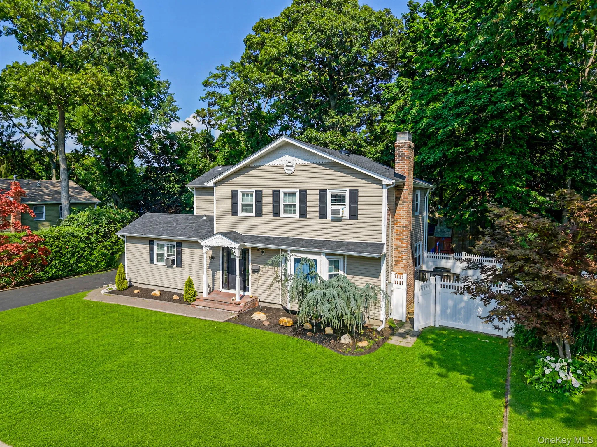 15 Jamar Lane, Brookhaven, NY, 5 Bedrooms Bedrooms, 10 Rooms Rooms,3 BathroomsBathrooms,Residential,For Rent,Jamar,0,1046689 15 Jamar Lane, Brookhaven, NY, 5 Bedrooms Bedrooms, 10 Rooms Rooms,3 BathroomsBathrooms,Residential,For Rent,Jamar,0,1046689