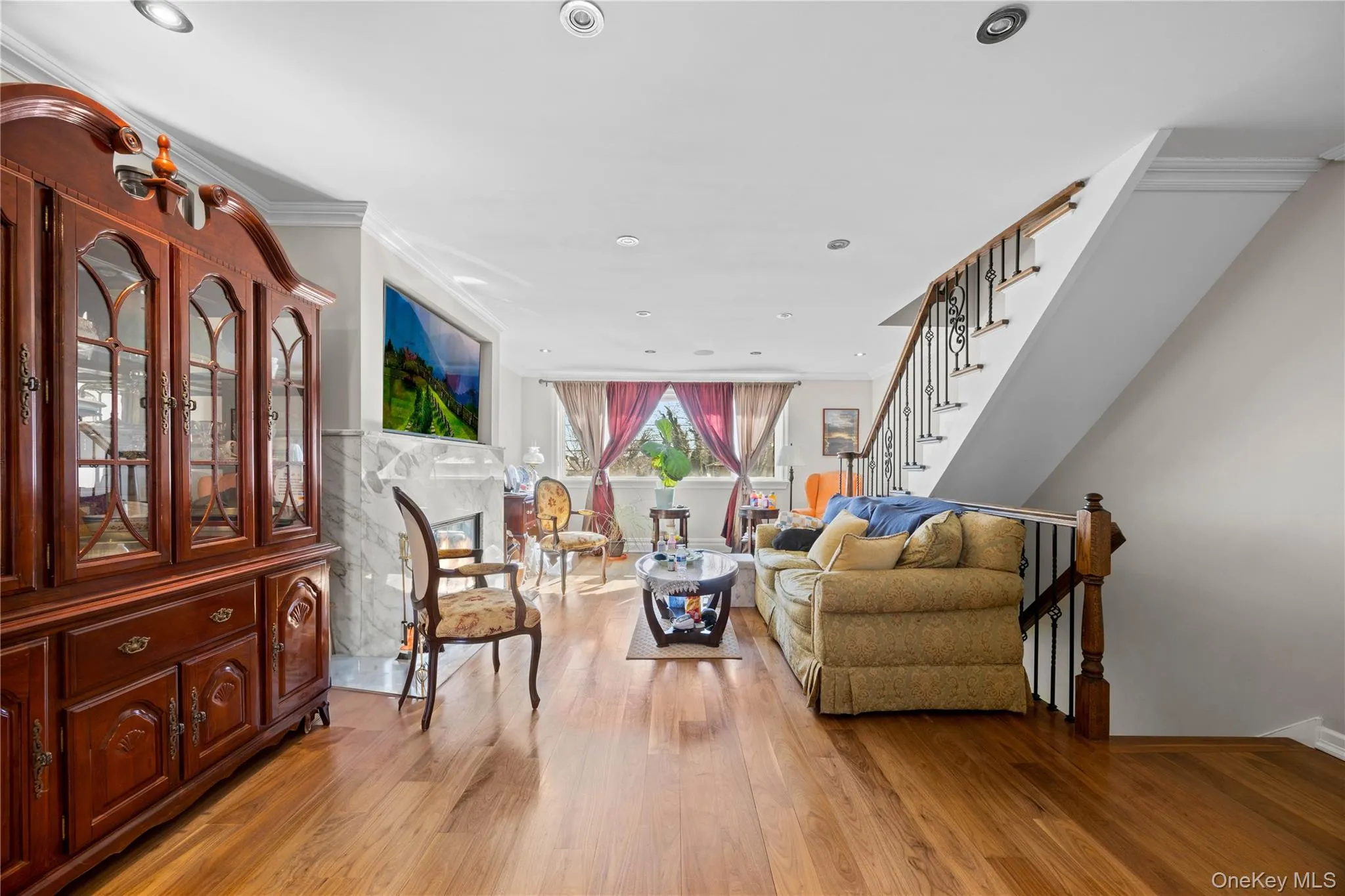 229 Ditmars Street, New York, NY, 3 Bedrooms Bedrooms, 8 Rooms Rooms,3 BathroomsBathrooms,Residential,For Rent,Ditmars,0,1046694 229 Ditmars Street, New York, NY, 3 Bedrooms Bedrooms, 8 Rooms Rooms,3 BathroomsBathrooms,Residential,For Rent,Ditmars,0,1046694