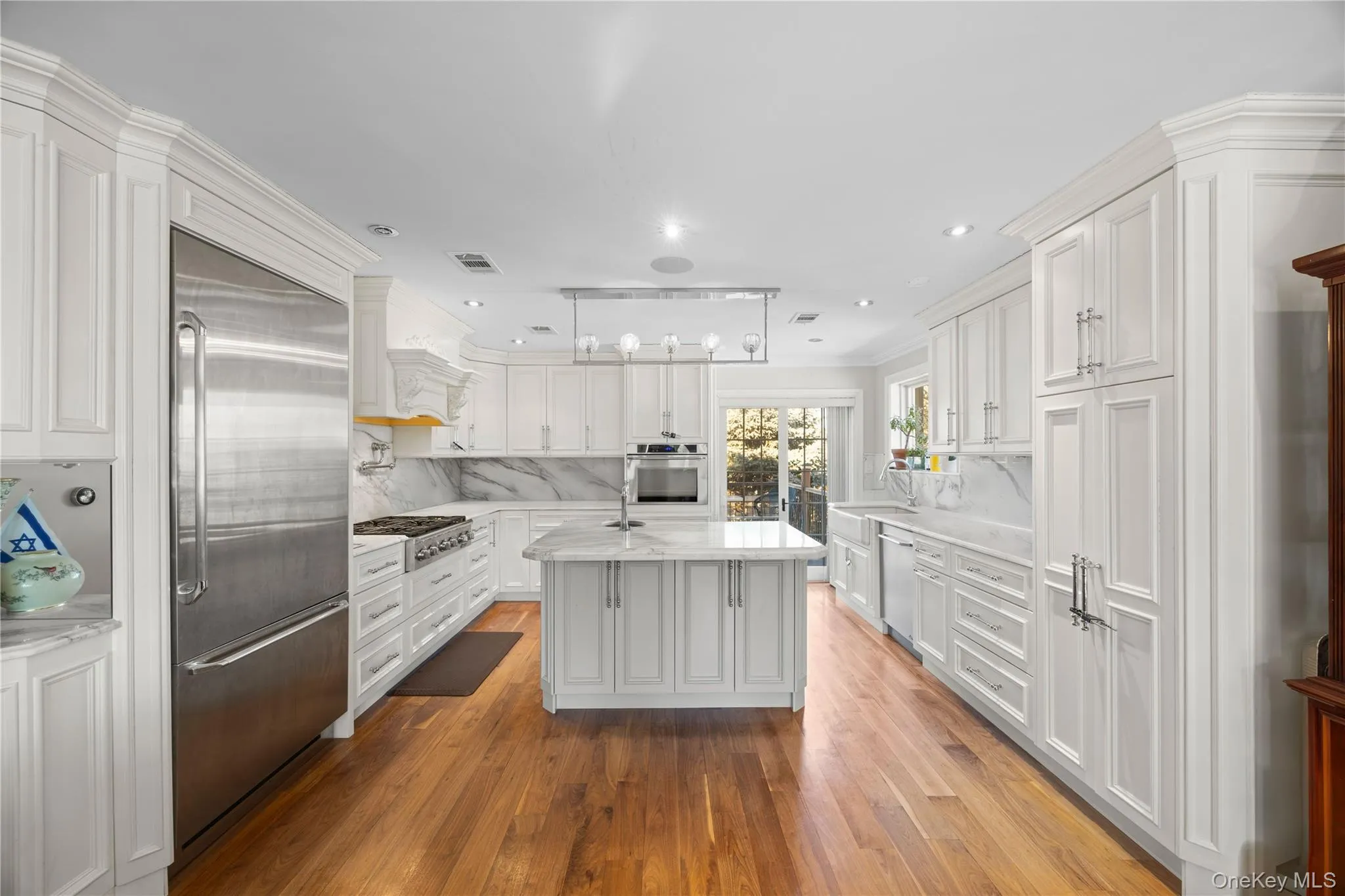 229 Ditmars Street, New York, NY, 3 Bedrooms Bedrooms, 8 Rooms Rooms,3 BathroomsBathrooms,Residential,For Rent,Ditmars,0,1046694 229 Ditmars Street, New York, NY, 3 Bedrooms Bedrooms, 8 Rooms Rooms,3 BathroomsBathrooms,Residential,For Rent,Ditmars,0,1046694