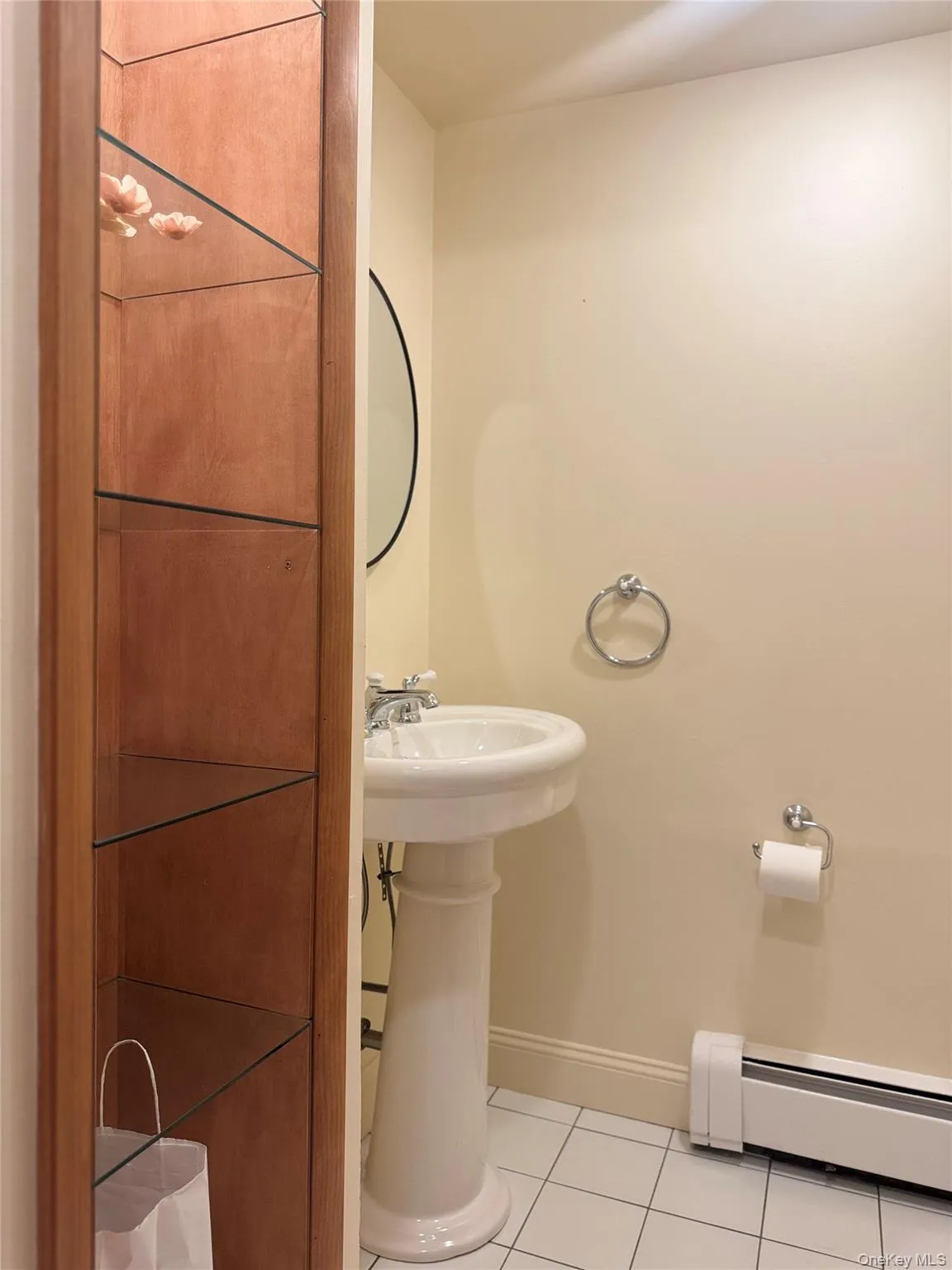 5629 Sylvan Avenue, New York, NY, 3 Bedrooms Bedrooms, 6 Rooms Rooms,1 BathroomBathrooms,Residential Lease,For Rent,Sylvan,0,1046698 5629 Sylvan Avenue, New York, NY, 3 Bedrooms Bedrooms, 6 Rooms Rooms,1 BathroomBathrooms,Residential Lease,For Rent,Sylvan,0,1046698