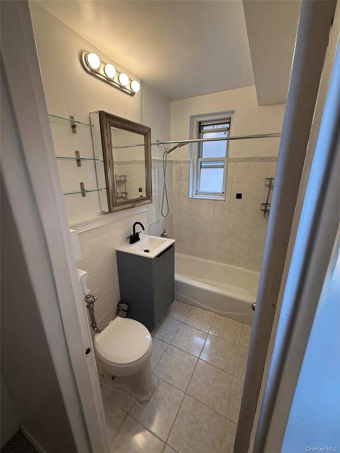 765 Bronx River, Yonkers, NY, 1 Bedroom Bedrooms, 3 Rooms Rooms,1 BathroomBathrooms,Residential,For Rent,Bronx River,0,1046699 765 Bronx River, Yonkers, NY, 1 Bedroom Bedrooms, 3 Rooms Rooms,1 BathroomBathrooms,Residential,For Rent,Bronx River,0,1046699