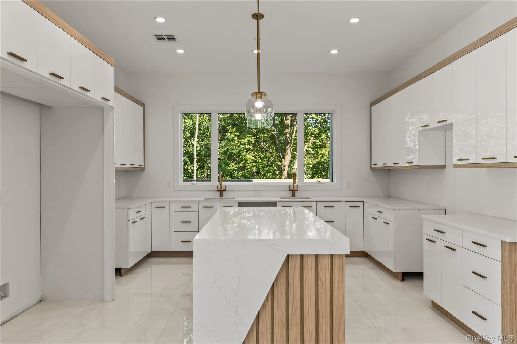 30 Northbrook Road, Ramapo, NY, 9 Bedrooms Bedrooms, 16 Rooms Rooms,6 BathroomsBathrooms,Residential,For Rent,Northbrook,0,1046701 30 Northbrook Road, Ramapo, NY, 9 Bedrooms Bedrooms, 16 Rooms Rooms,6 BathroomsBathrooms,Residential,For Rent,Northbrook,0,1046701