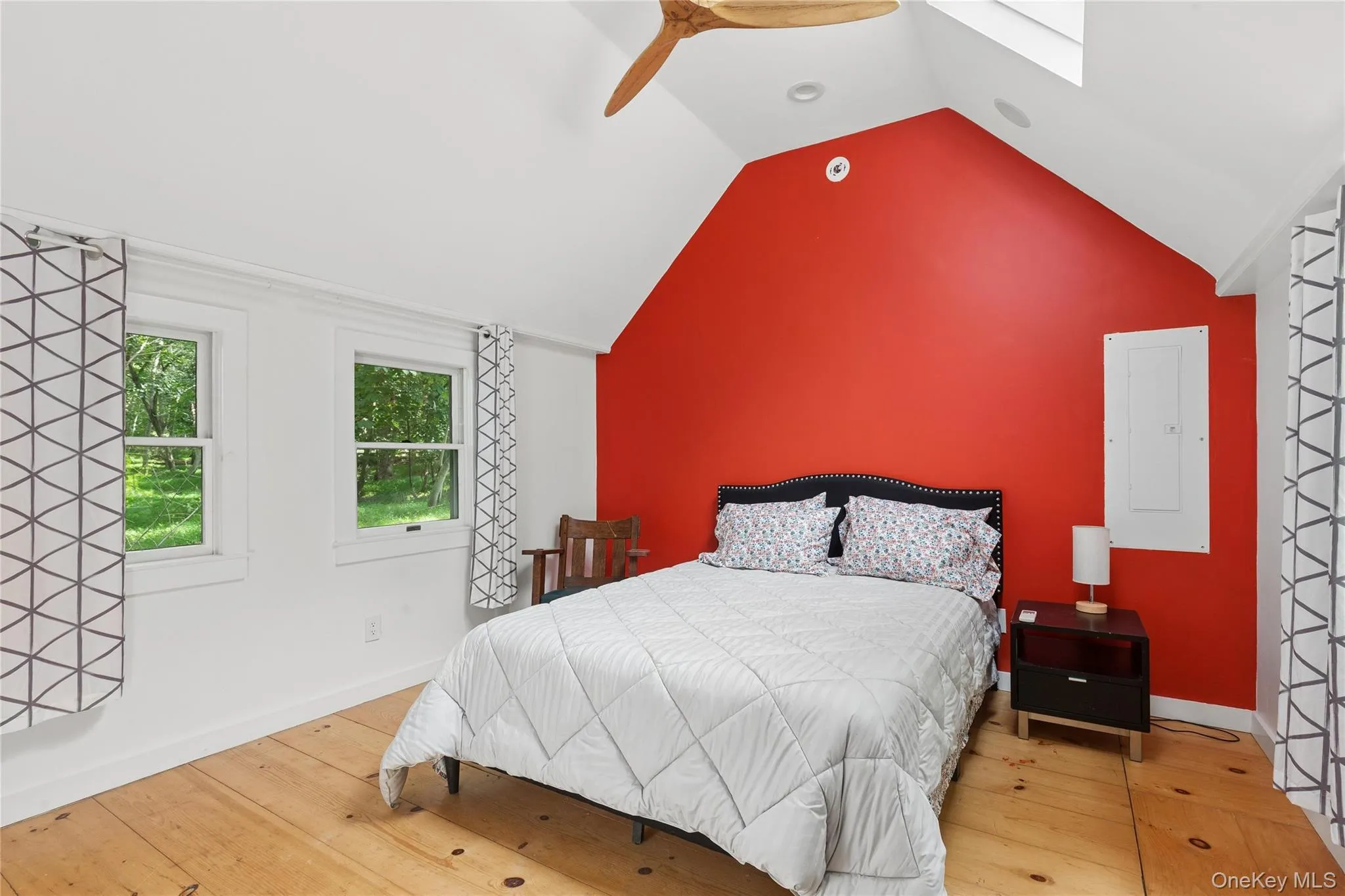 10 Oak Lane, Southampton, NY, 3 Bedrooms Bedrooms, 7 Rooms Rooms,2 BathroomsBathrooms,Residential,For Rent,Oak,0,1046705 10 Oak Lane, Southampton, NY, 3 Bedrooms Bedrooms, 7 Rooms Rooms,2 BathroomsBathrooms,Residential,For Rent,Oak,0,1046705