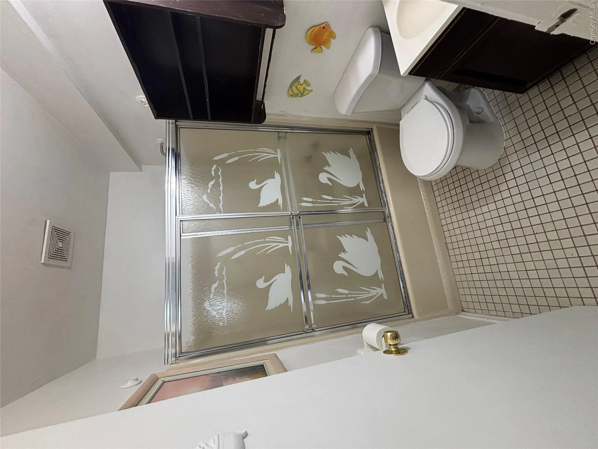 guest qtrs full bath guest qtrs full bath