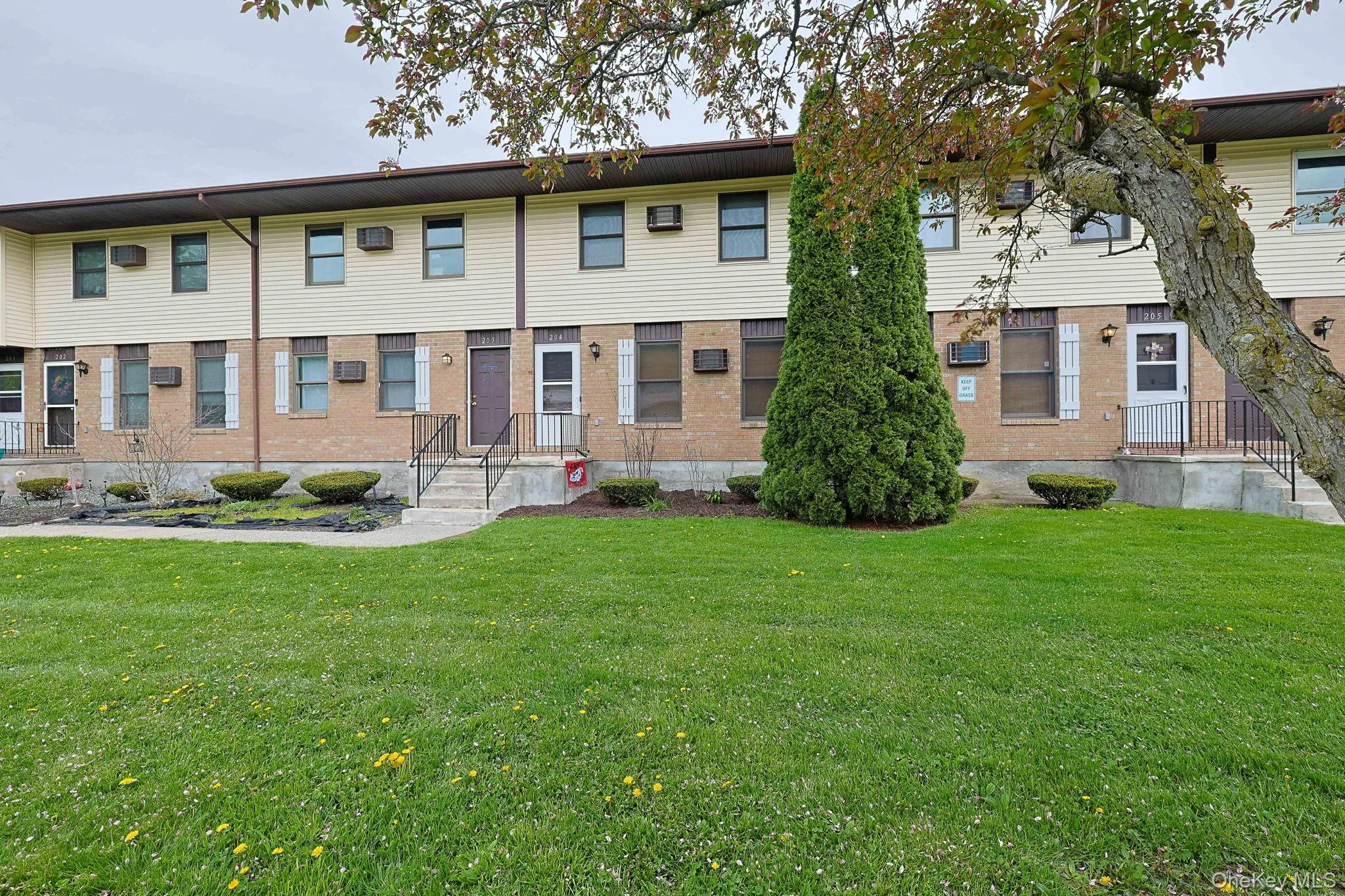 204 Parr Meadow Drive, Newburgh (town), NY, 2 Bedrooms Bedrooms, 5 Rooms Rooms,1 BathroomBathrooms,Residential,For Rent,Parr Meadow,0,1046709 204 Parr Meadow Drive, Newburgh (town), NY, 2 Bedrooms Bedrooms, 5 Rooms Rooms,1 BathroomBathrooms,Residential,For Rent,Parr Meadow,0,1046709
