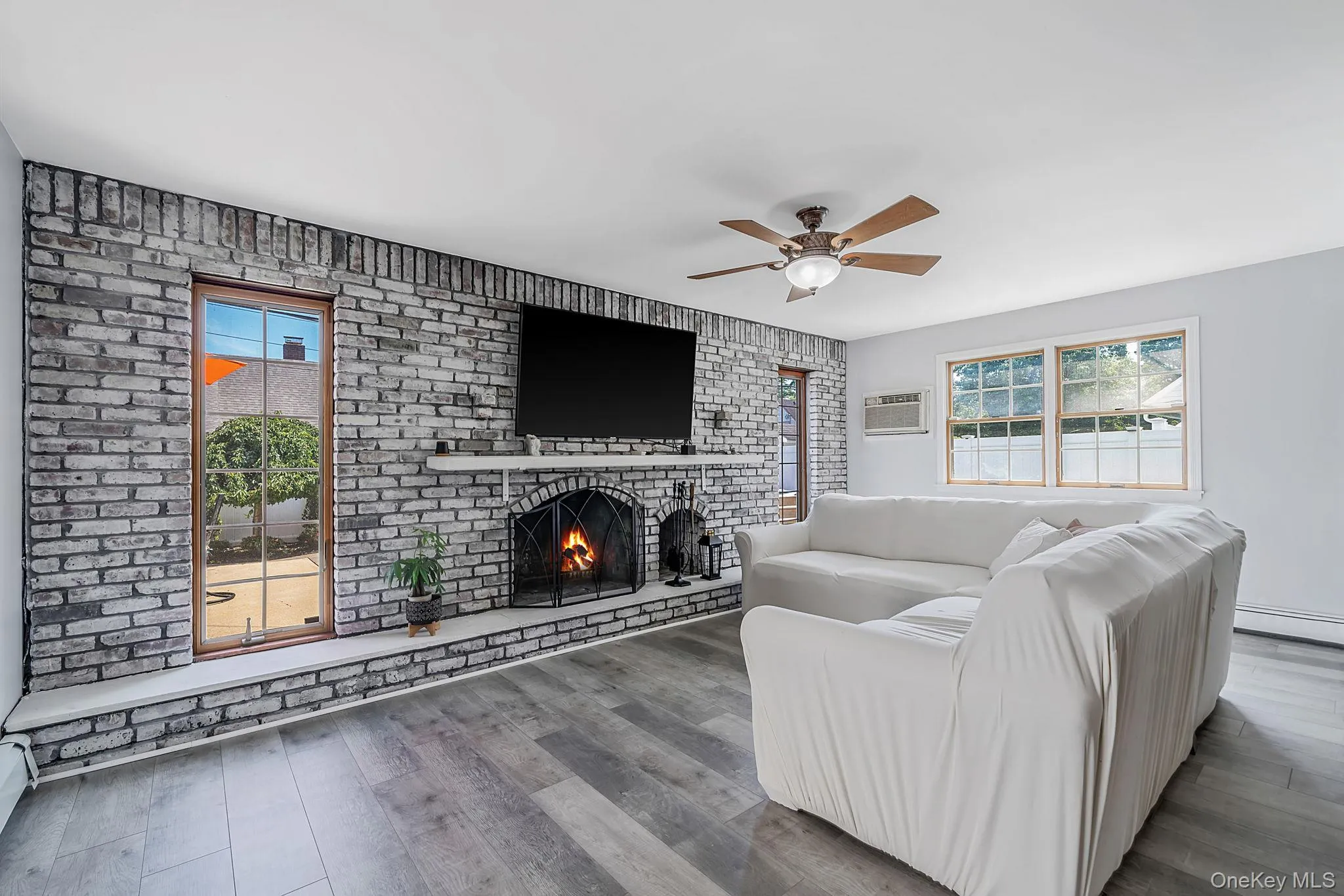 90 TWIN Lane, Hempstead, NY, 4 Bedrooms Bedrooms, 10 Rooms Rooms,2 BathroomsBathrooms,Residential,For Rent,TWIN,0,1046711 90 TWIN Lane, Hempstead, NY, 4 Bedrooms Bedrooms, 10 Rooms Rooms,2 BathroomsBathrooms,Residential,For Rent,TWIN,0,1046711