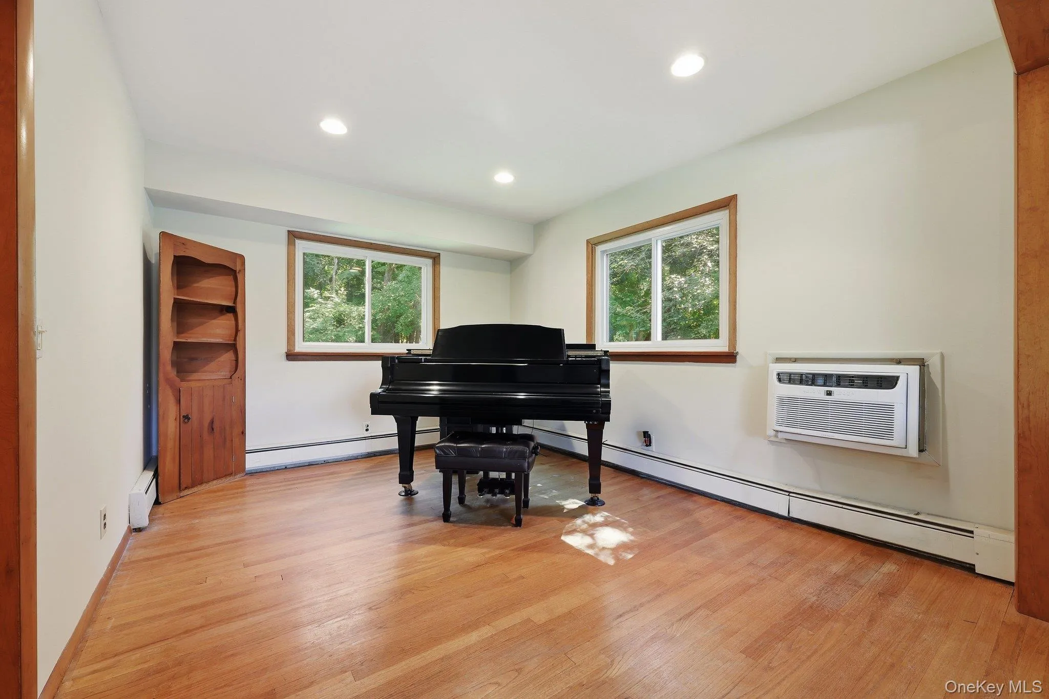 5 River Road, Ramapo, NY, 3 Bedrooms Bedrooms, 12 Rooms Rooms,3 BathroomsBathrooms,Residential,For Rent,River,0,1046714 5 River Road, Ramapo, NY, 3 Bedrooms Bedrooms, 12 Rooms Rooms,3 BathroomsBathrooms,Residential,For Rent,River,0,1046714