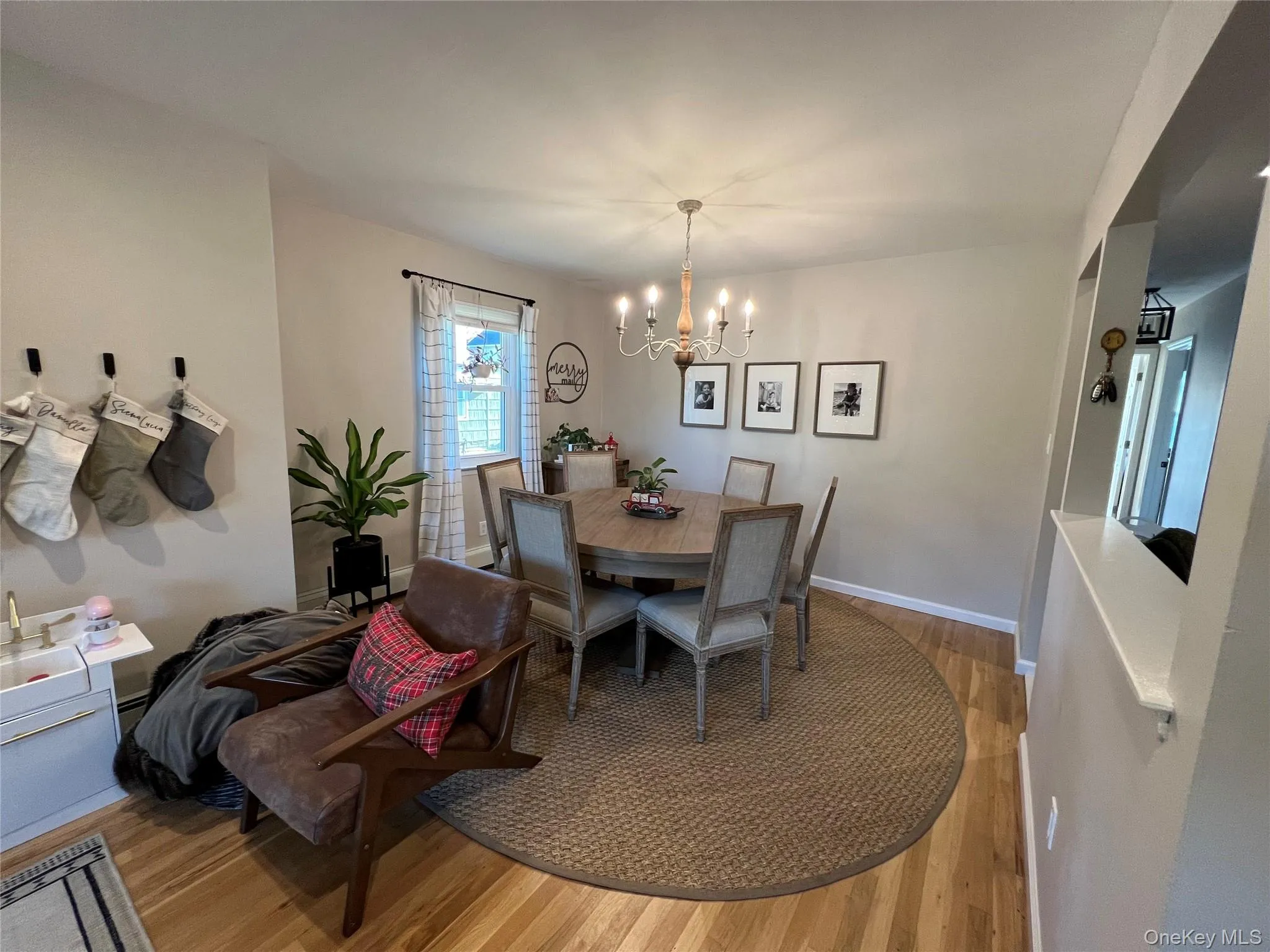 31 Roosevelt Place, Hempstead, NY, 3 Bedrooms Bedrooms, 7 Rooms Rooms,1 BathroomBathrooms,Residential Lease,For Rent,Roosevelt,0,1046715 31 Roosevelt Place, Hempstead, NY, 3 Bedrooms Bedrooms, 7 Rooms Rooms,1 BathroomBathrooms,Residential Lease,For Rent,Roosevelt,0,1046715