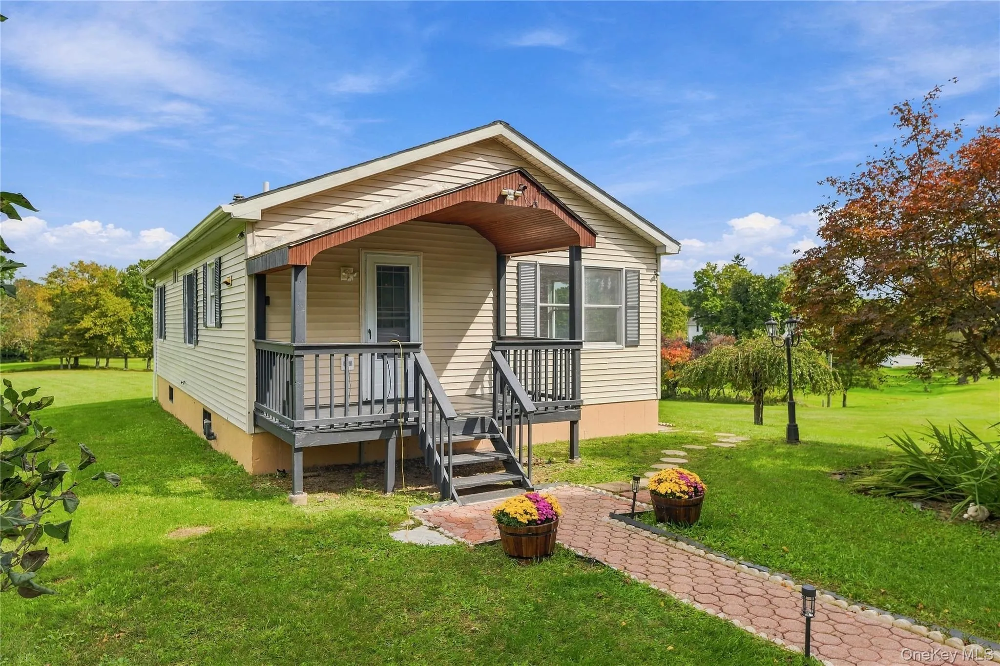 243 Howells Turnpike, Middletown, NY, 2 Bedrooms Bedrooms, 6 Rooms Rooms,1 BathroomBathrooms,Residential,For Rent,Howells,0,1046716 243 Howells Turnpike, Middletown, NY, 2 Bedrooms Bedrooms, 6 Rooms Rooms,1 BathroomBathrooms,Residential,For Rent,Howells,0,1046716