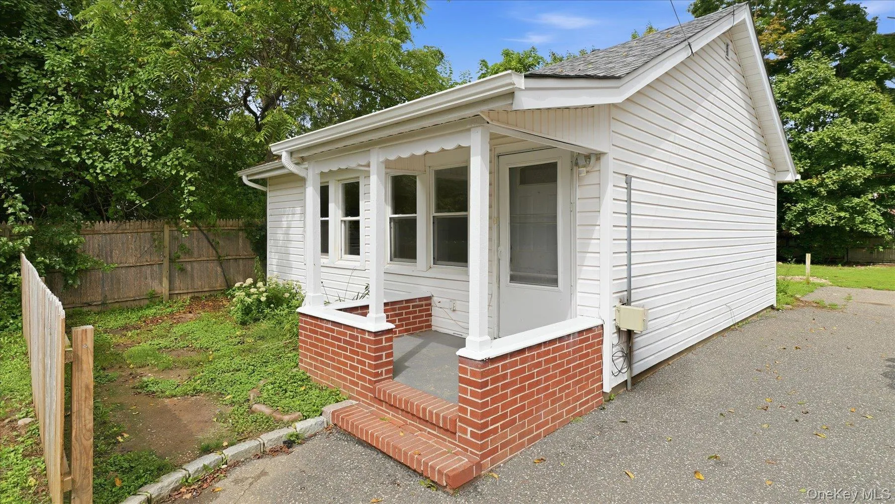 455 Moriches Road, Smithtown, NY, 2 Bedrooms Bedrooms, 4 Rooms Rooms,1 BathroomBathrooms,Residential Lease,For Rent,Moriches,0,1046717 455 Moriches Road, Smithtown, NY, 2 Bedrooms Bedrooms, 4 Rooms Rooms,1 BathroomBathrooms,Residential Lease,For Rent,Moriches,0,1046717