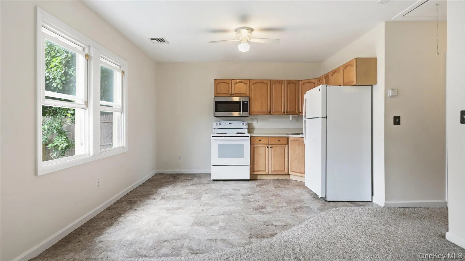 455 Moriches Road, Smithtown, NY, 2 Bedrooms Bedrooms, 4 Rooms Rooms,1 BathroomBathrooms,Residential Lease,For Rent,Moriches,0,1046717 455 Moriches Road, Smithtown, NY, 2 Bedrooms Bedrooms, 4 Rooms Rooms,1 BathroomBathrooms,Residential Lease,For Rent,Moriches,0,1046717