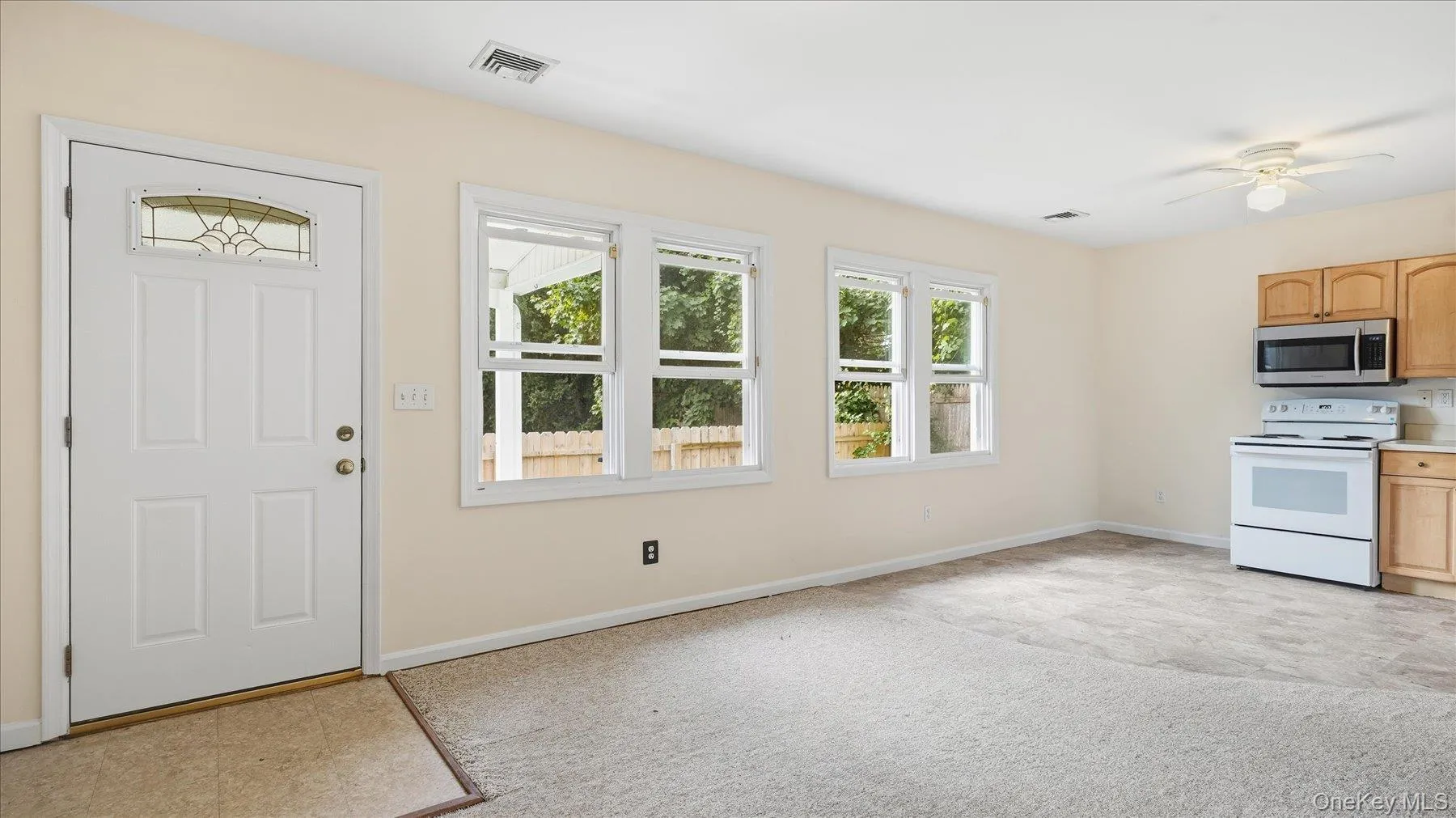 455 Moriches Road, Smithtown, NY, 2 Bedrooms Bedrooms, 4 Rooms Rooms,1 BathroomBathrooms,Residential Lease,For Rent,Moriches,0,1046717 455 Moriches Road, Smithtown, NY, 2 Bedrooms Bedrooms, 4 Rooms Rooms,1 BathroomBathrooms,Residential Lease,For Rent,Moriches,0,1046717