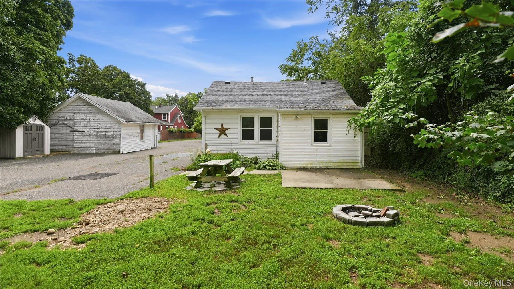 455 Moriches Road, Smithtown, NY, 2 Bedrooms Bedrooms, 4 Rooms Rooms,1 BathroomBathrooms,Residential Lease,For Rent,Moriches,0,1046717 455 Moriches Road, Smithtown, NY, 2 Bedrooms Bedrooms, 4 Rooms Rooms,1 BathroomBathrooms,Residential Lease,For Rent,Moriches,0,1046717