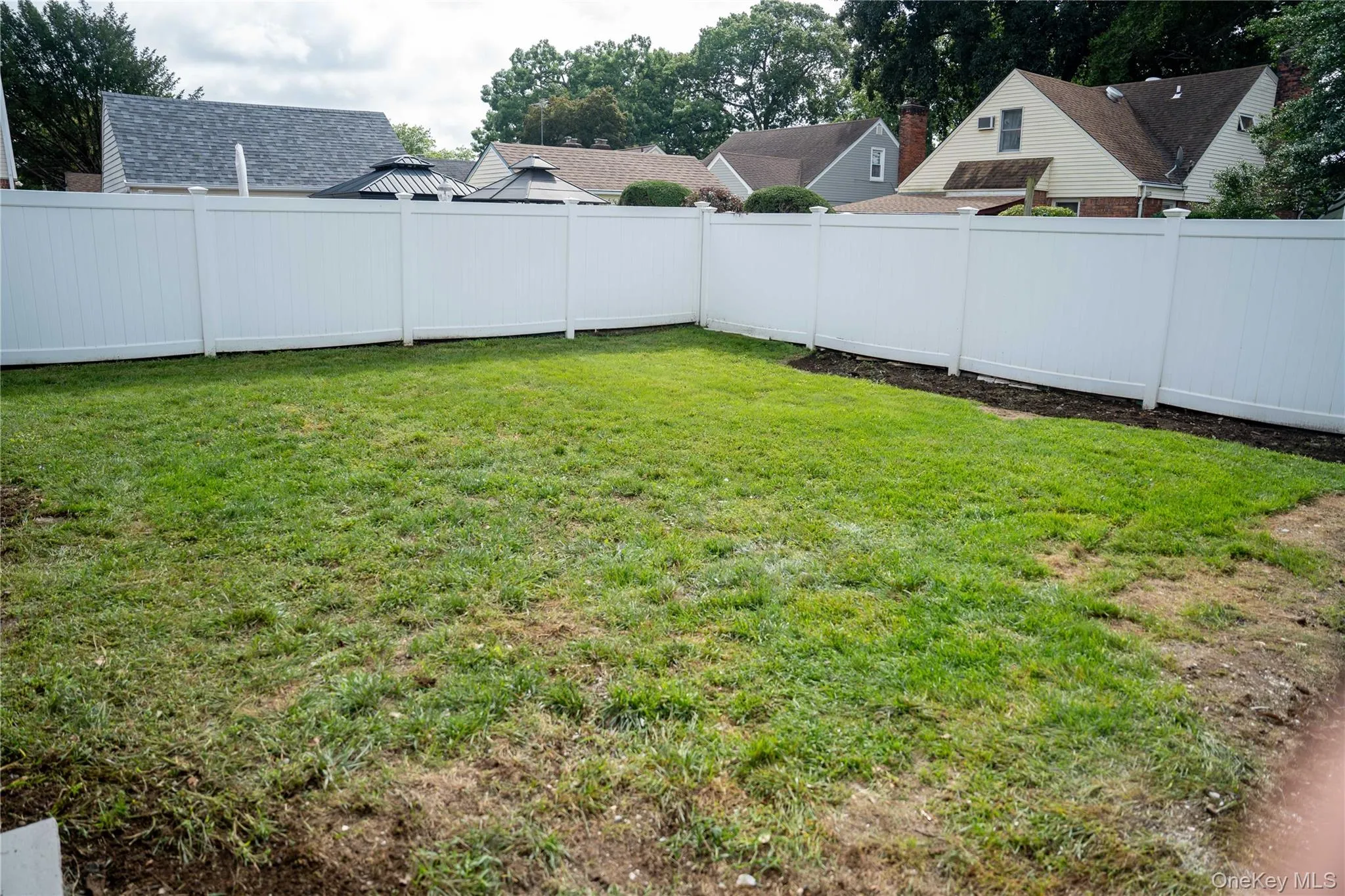 586 Stratford Road, Hempstead, NY, 4 Bedrooms Bedrooms, 8 Rooms Rooms,3 BathroomsBathrooms,Residential,For Rent,Stratford,0,1046719 586 Stratford Road, Hempstead, NY, 4 Bedrooms Bedrooms, 8 Rooms Rooms,3 BathroomsBathrooms,Residential,For Rent,Stratford,0,1046719